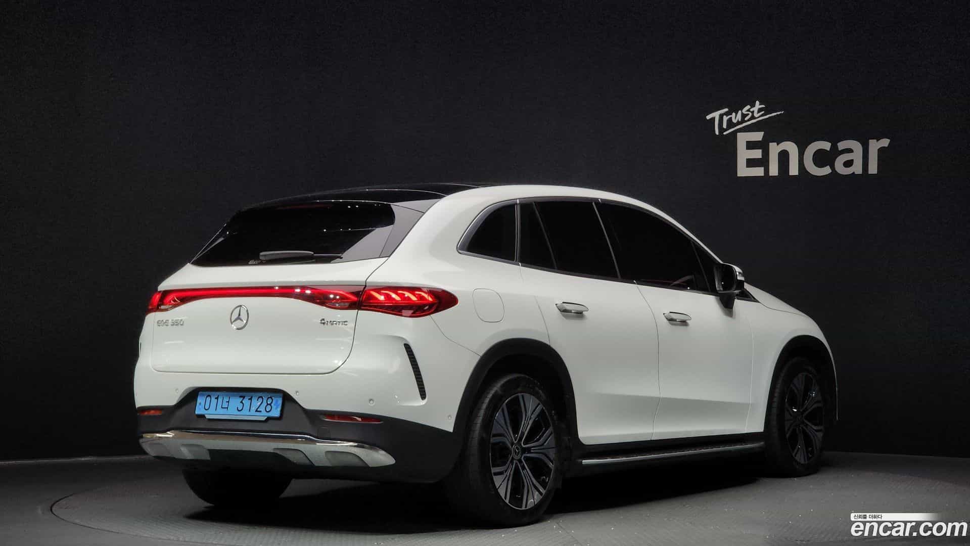 EQE Mercedes-Benz 2023.6-OUTER-002
