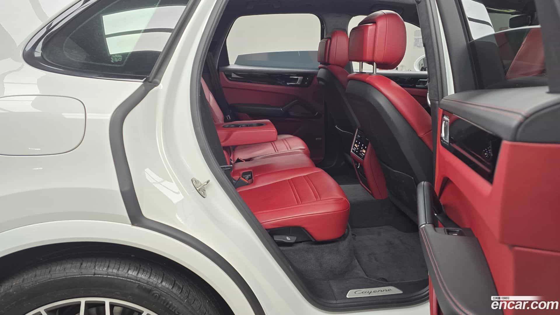 Cayenne Porsche 2022.1-OPTION-016