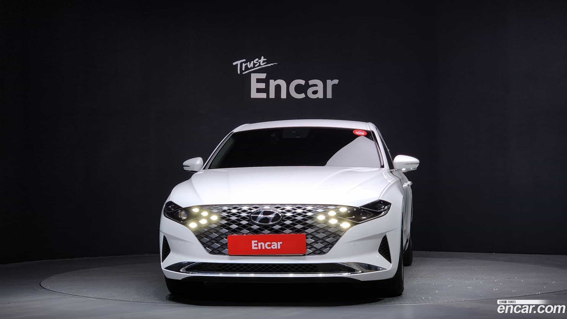 Grandeur Hyundai 2020.5-OUTER-003