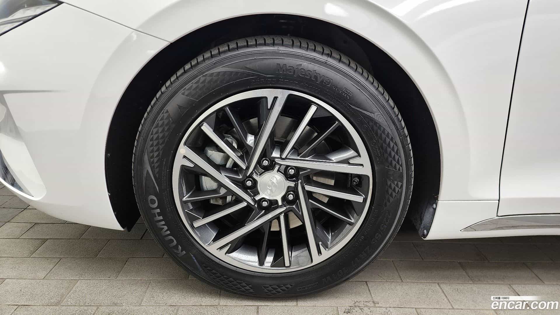 Grandeur Hyundai 2020.5-OUTER-005