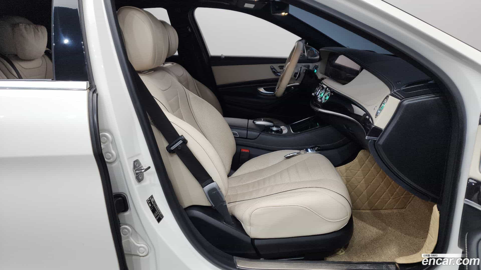 S-Class Mercedes-Benz 2018.6-OPTION-015