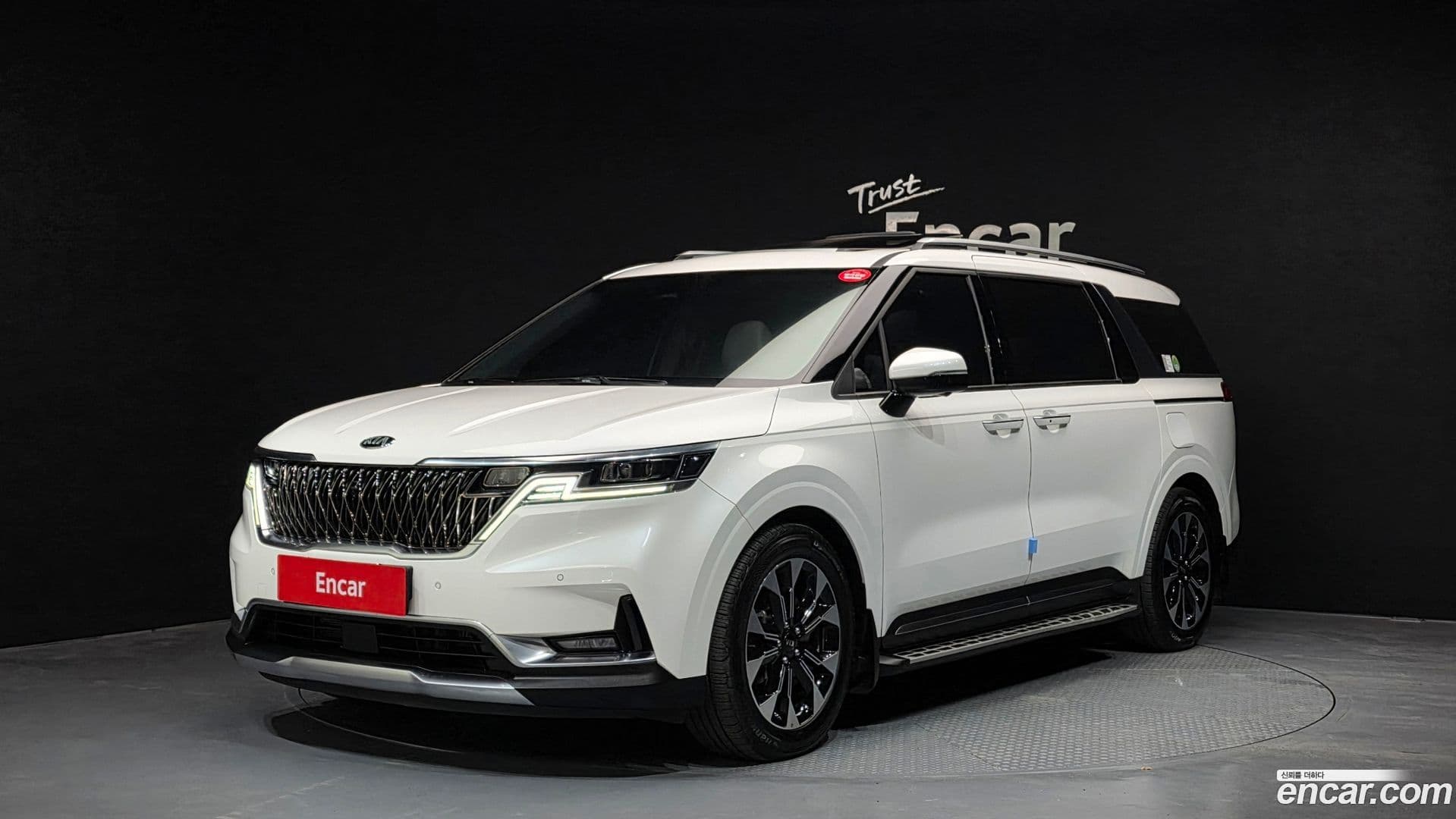 Main__Slider__Photo:Canival Kia 2021.0-0