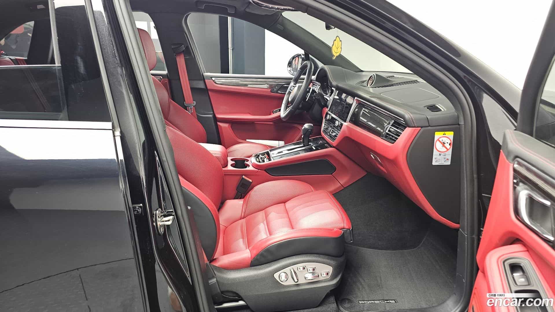 Macan Porsche 2023.0-OPTION-015