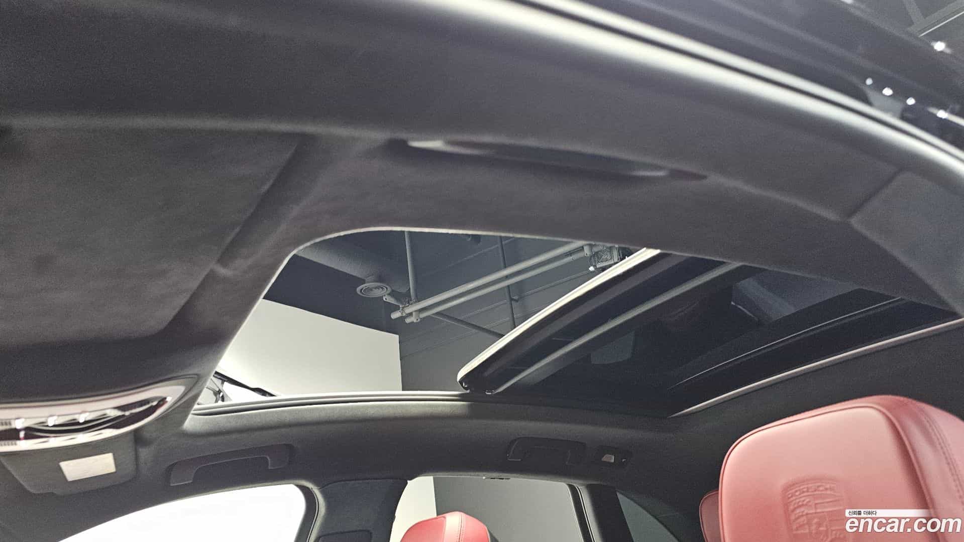 Macan Porsche 2023.0-OPTION-023