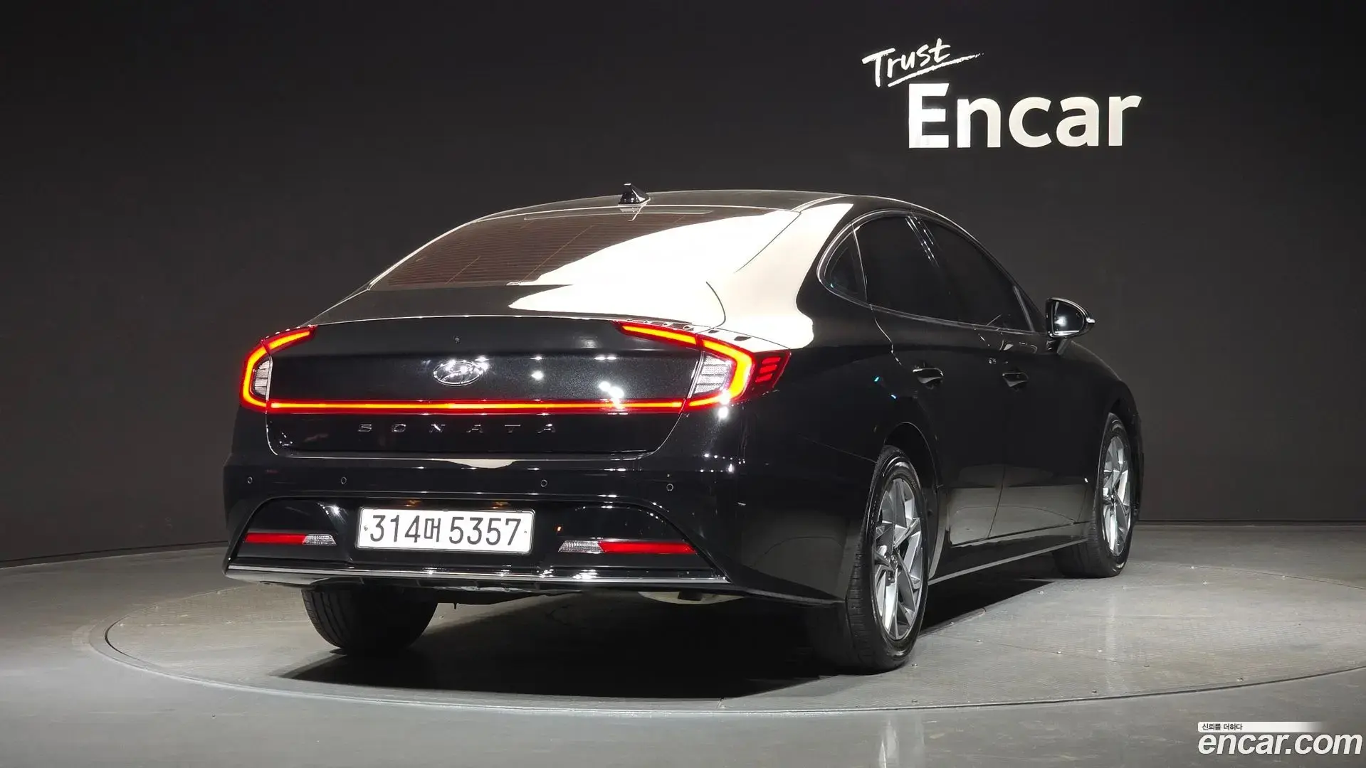 Main__Slider__Photo:Sonata Hyundai 2021.8-1