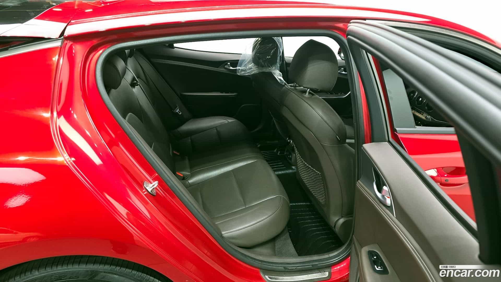 Stinger Kia 2019.4-OPTION-016