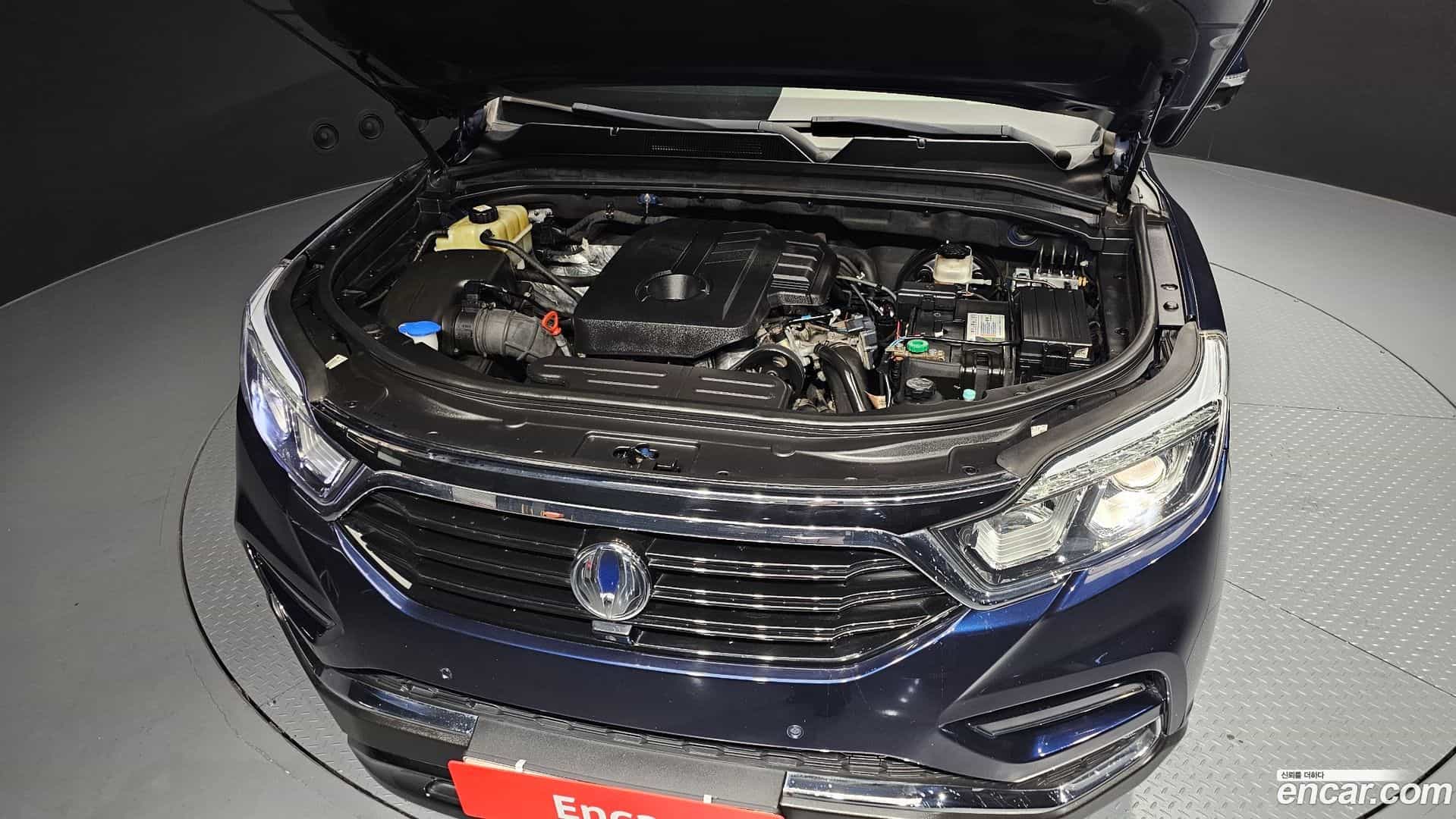 Rexton KG Mobility 2017.8-INNER-006