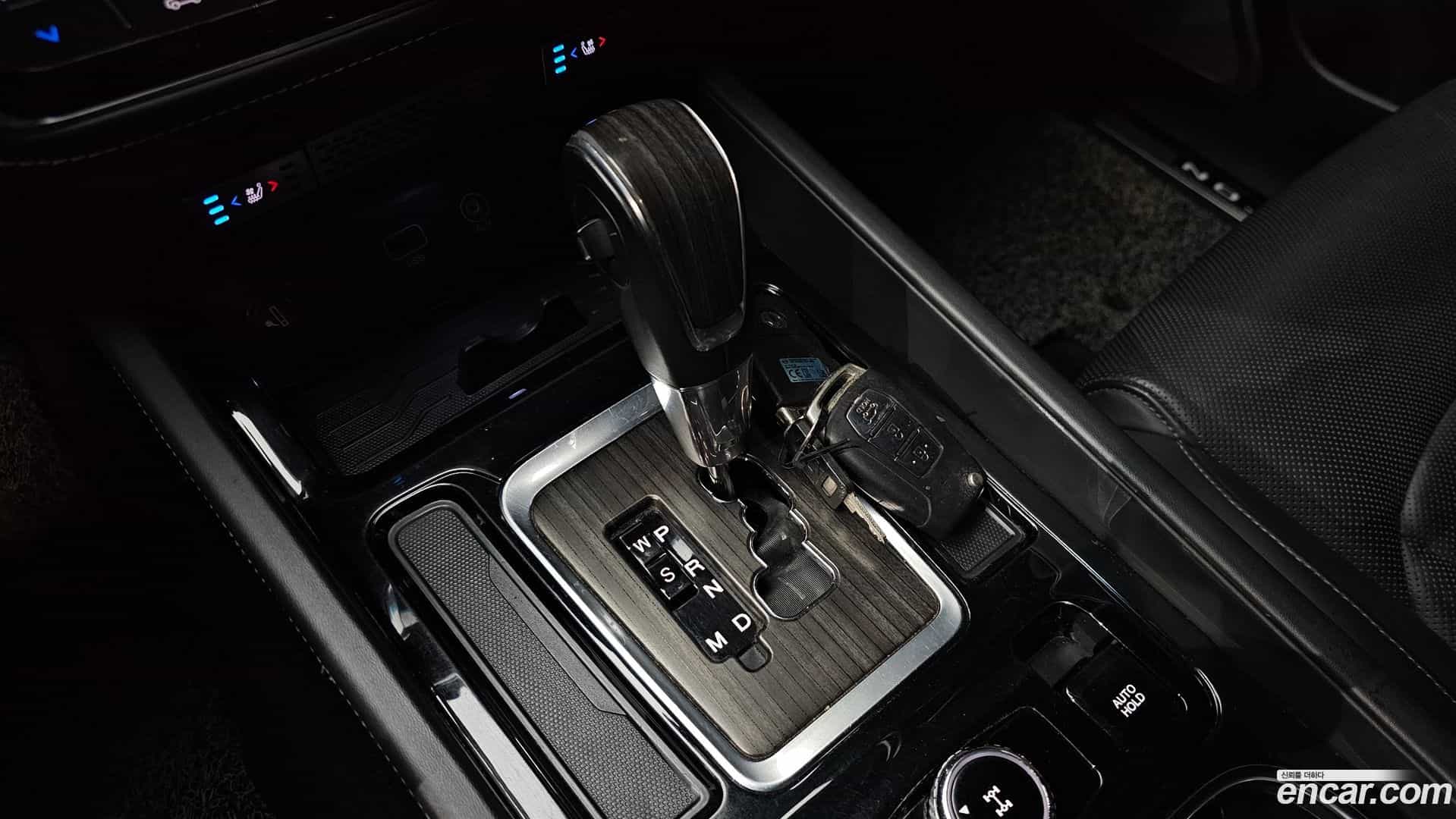 Rexton KG Mobility 2017.8-INNER-009