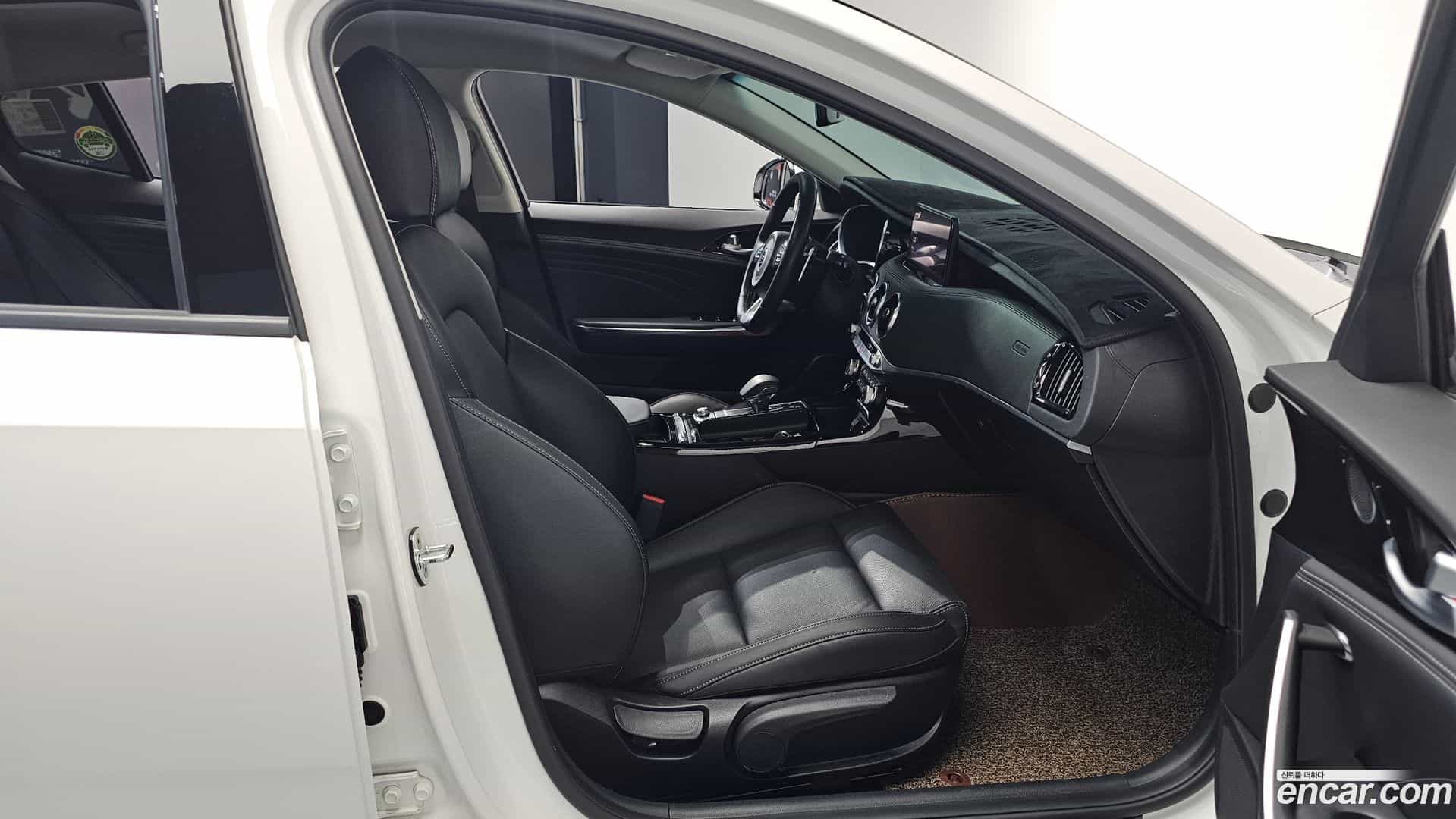 Stinger Kia 2021.7-OPTION-015