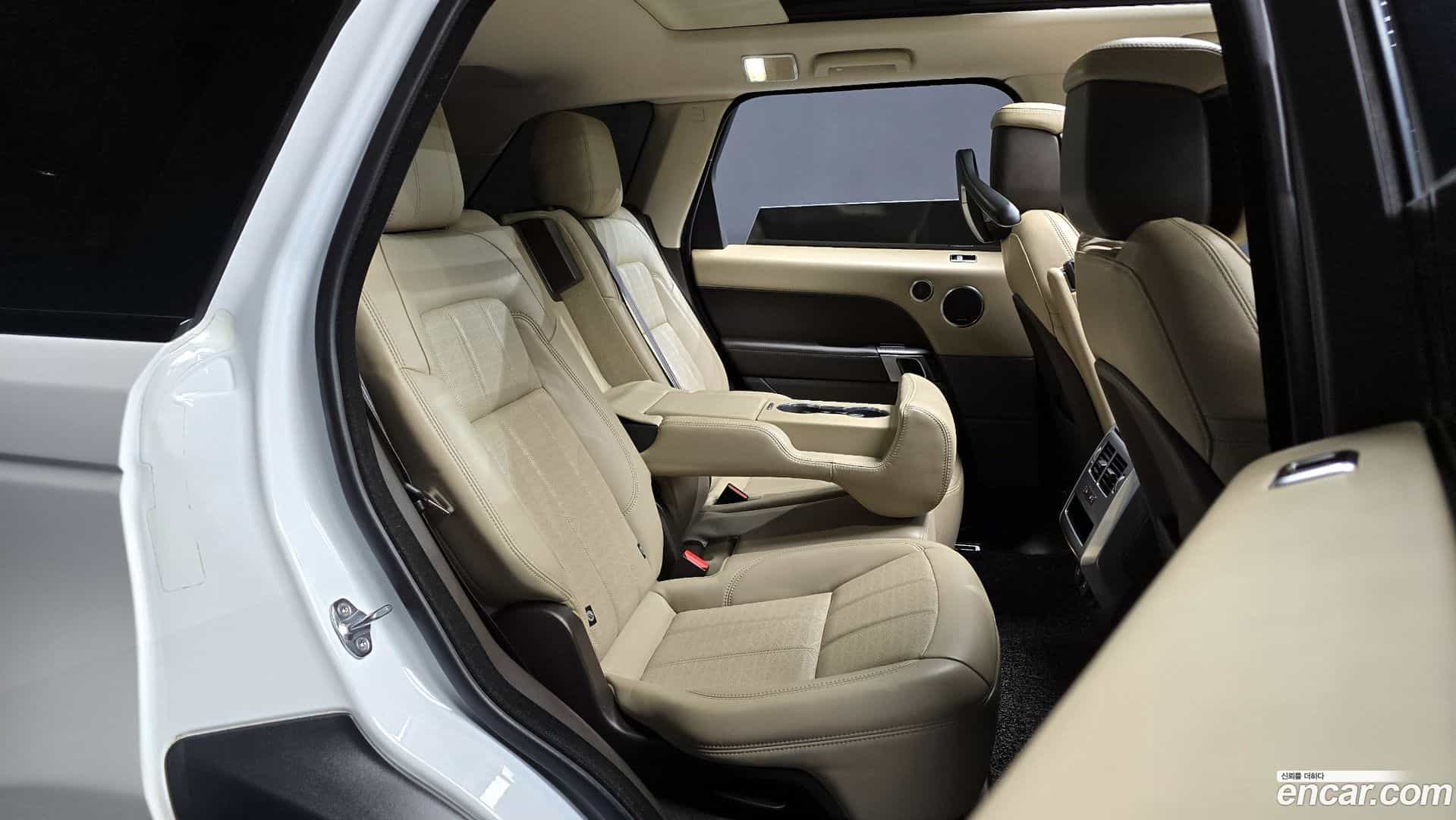 Range Rover Sport Land Rover 2019.11-OPTION-016