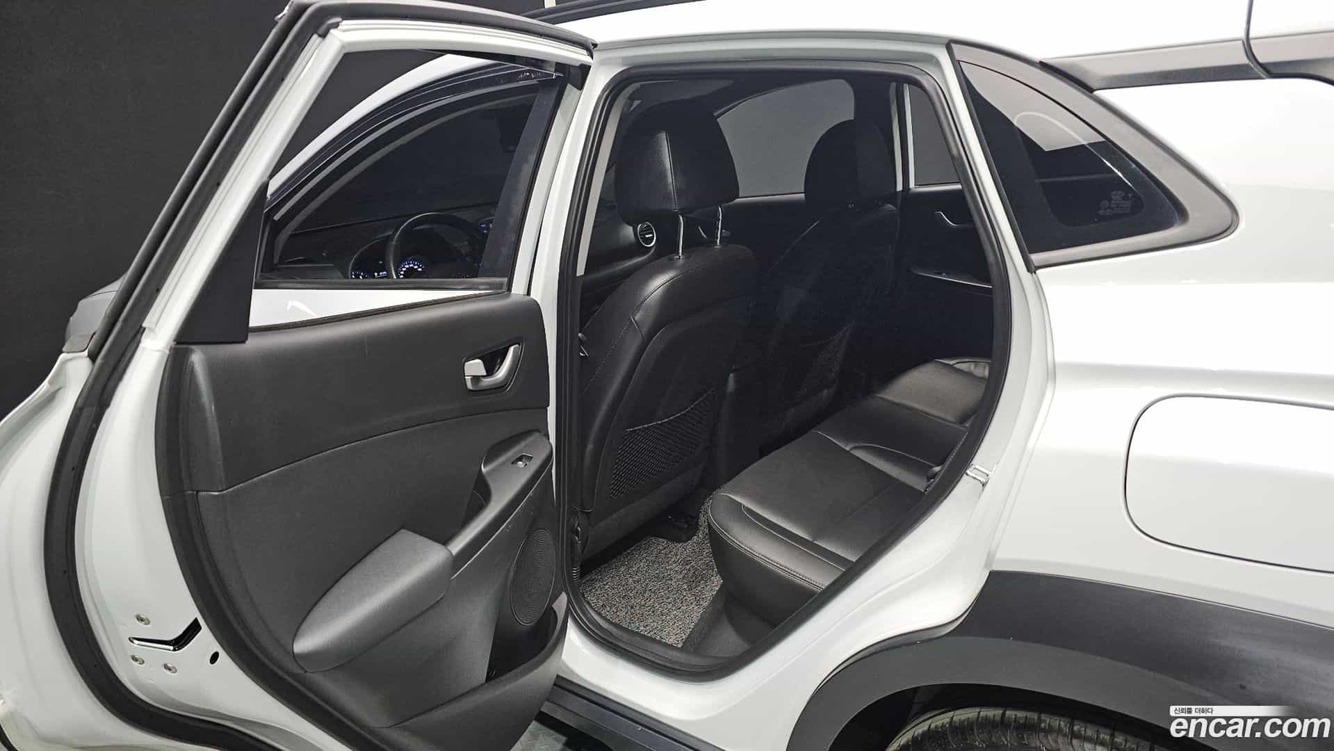 Kona Hyundai 2018.0-OPTION-016