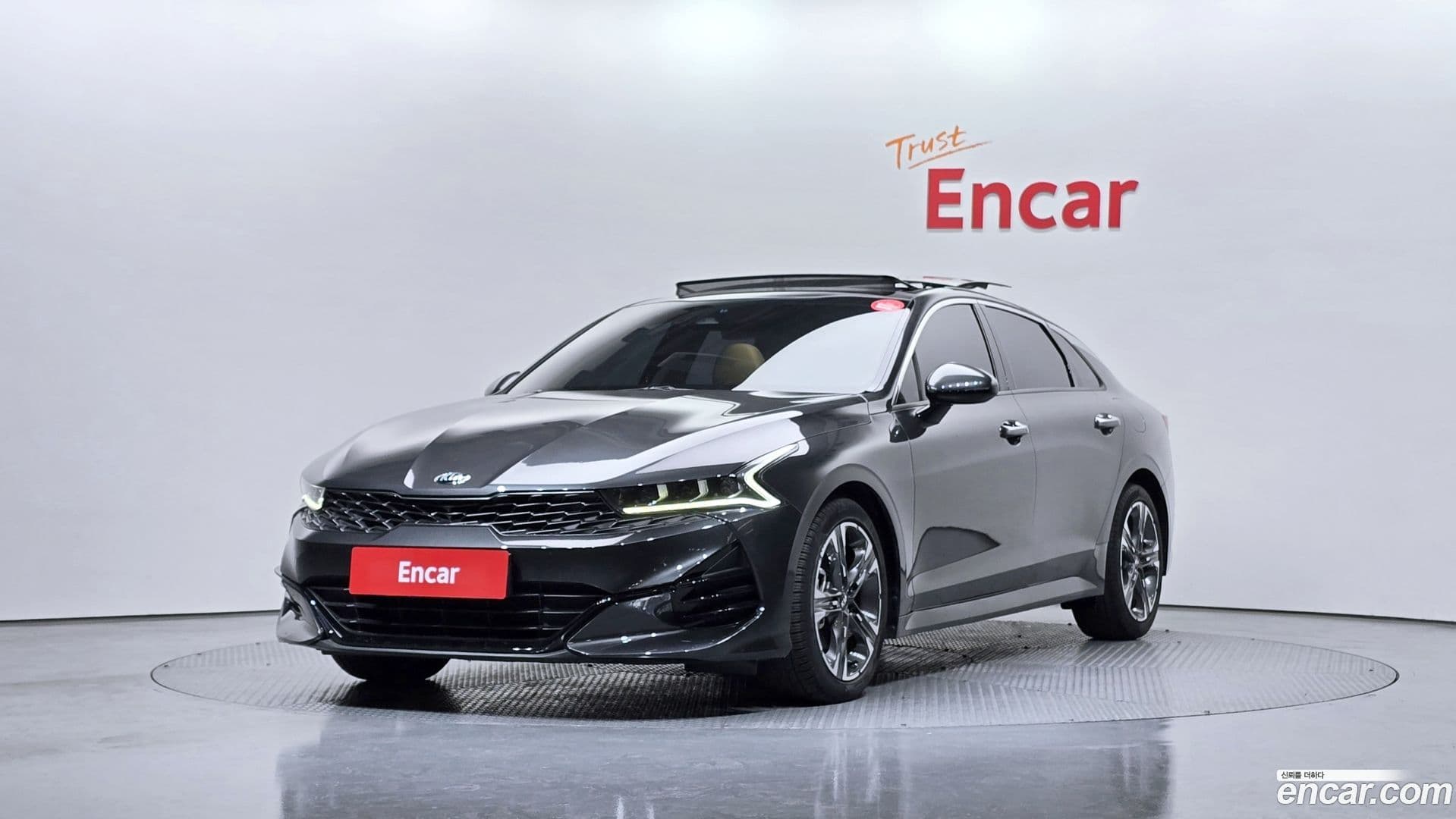 Main__Slider__Photo:K5 Kia 2021.1-0