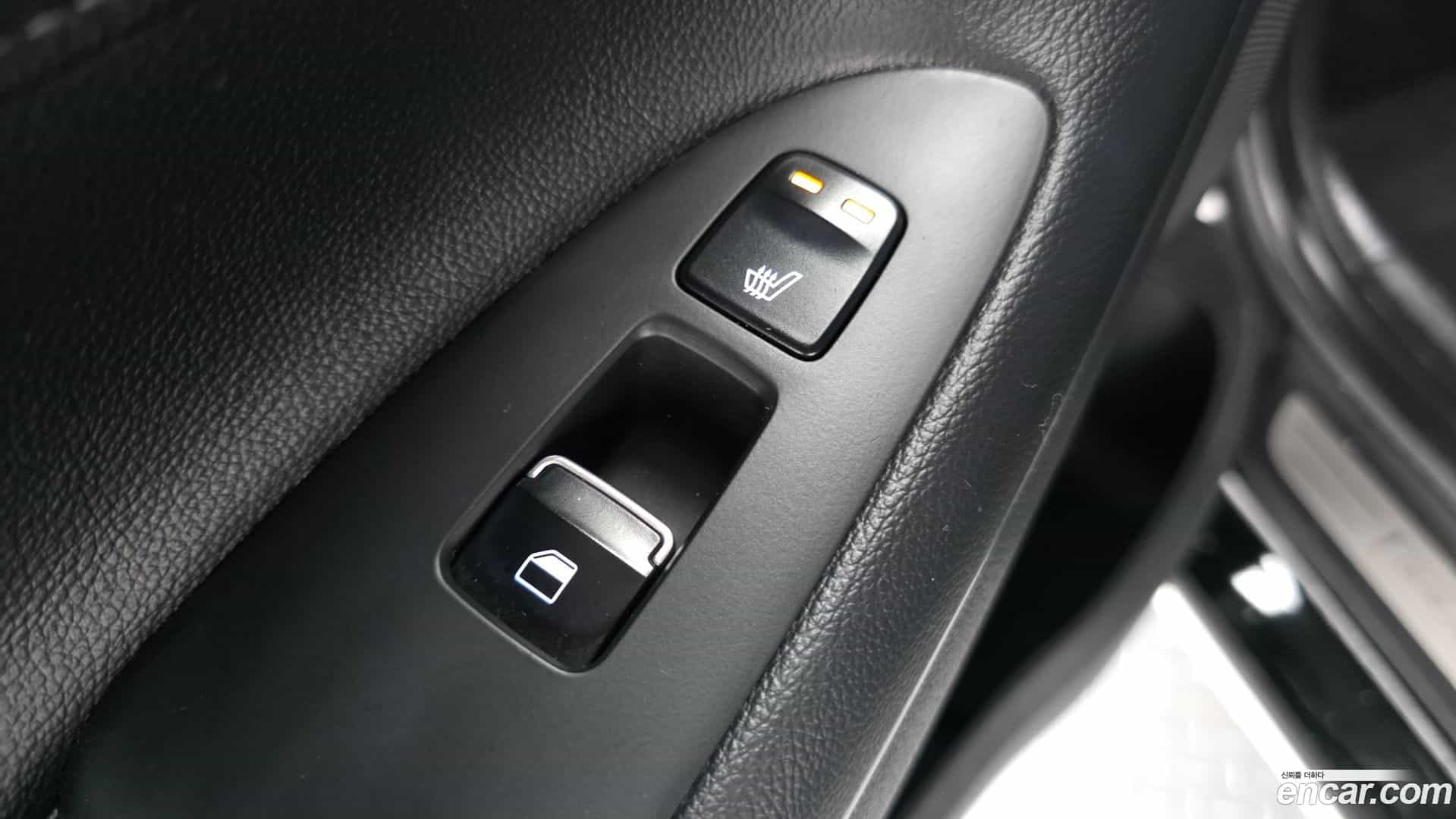 Grandeur Hyundai 2016.11-OPTION-023