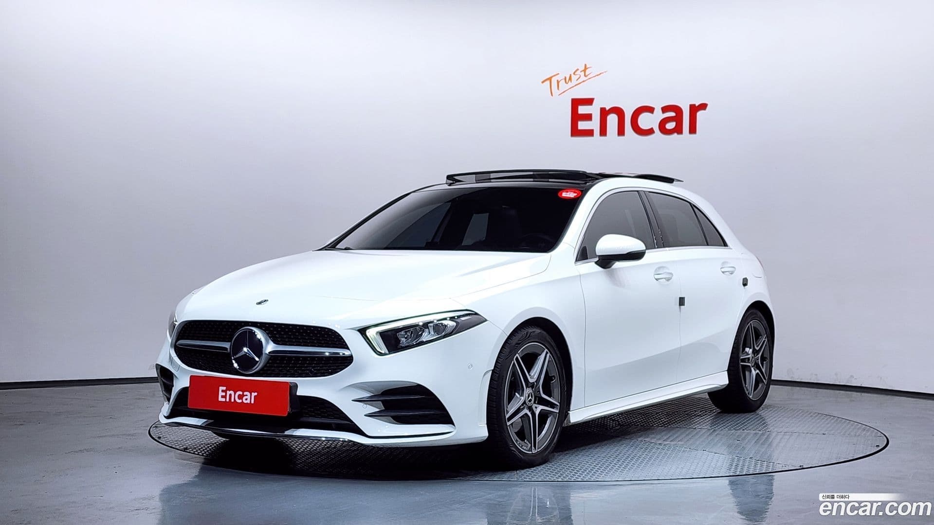 Main__Slider__Photo:A-Class Mercedes-Benz 2021.1-0