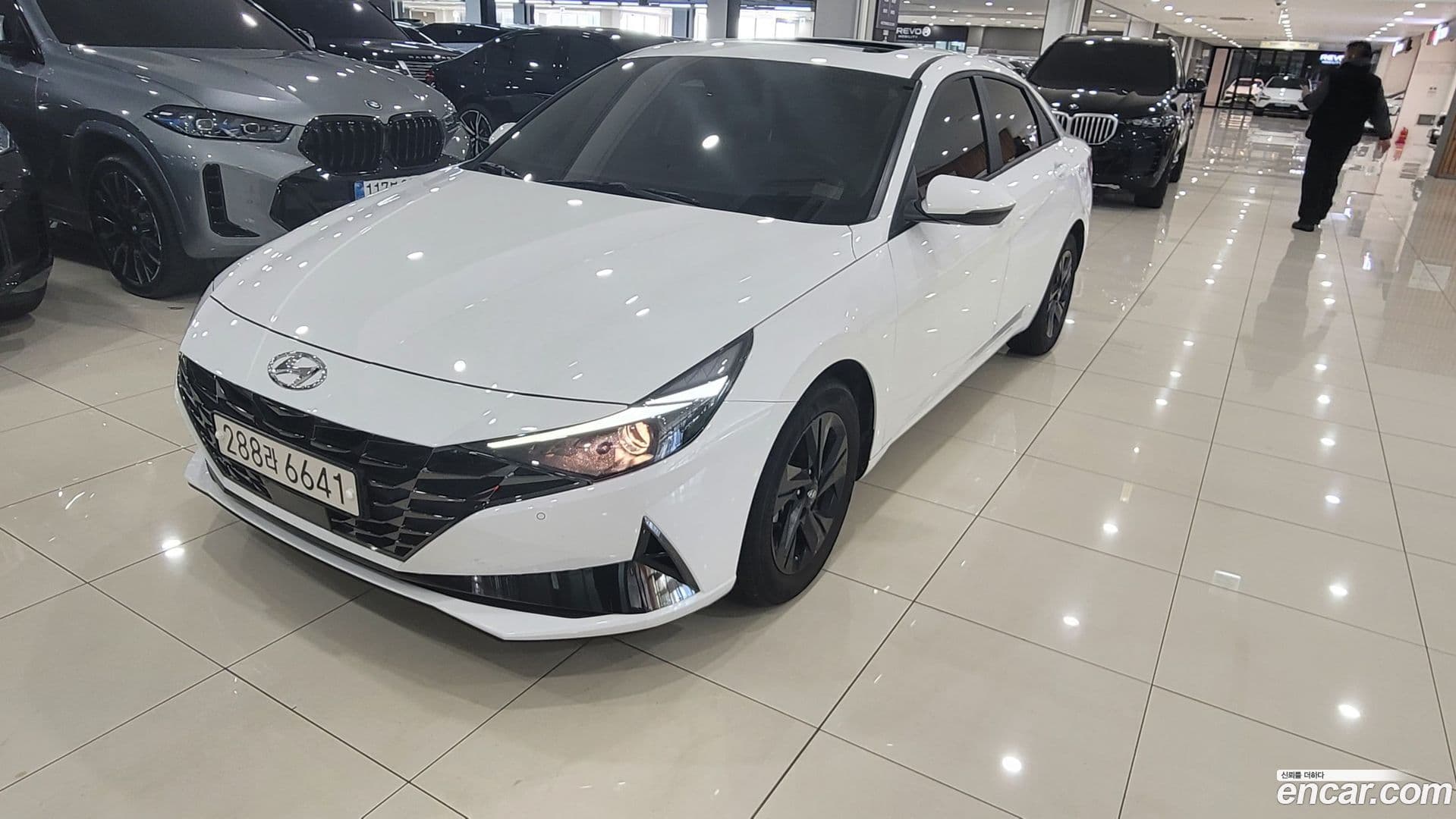 Main__Slider__Photo:AVANTE Hyundai 2023.1-0