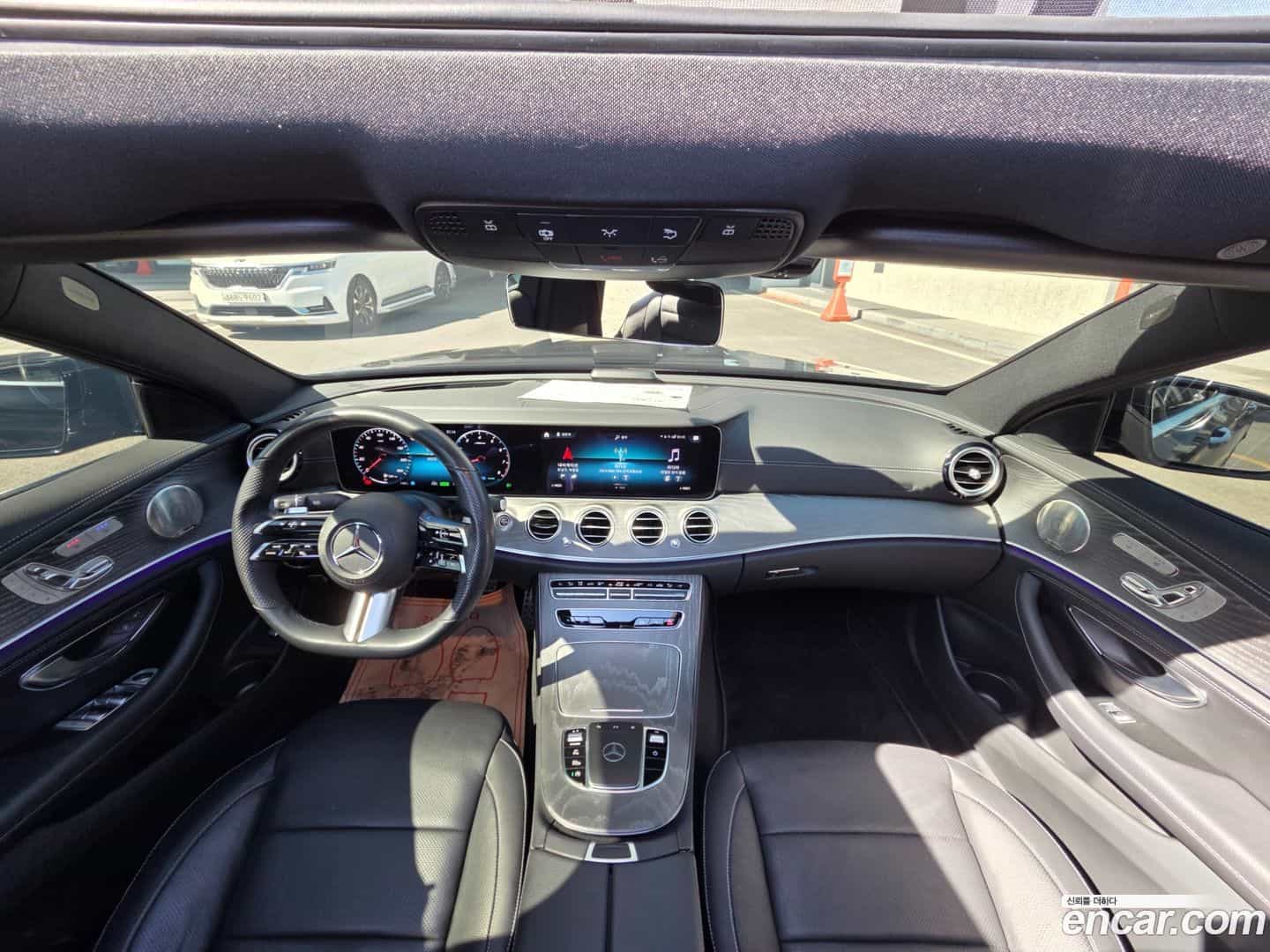 E-Class Mercedes-Benz 2022.4-OPTION-016