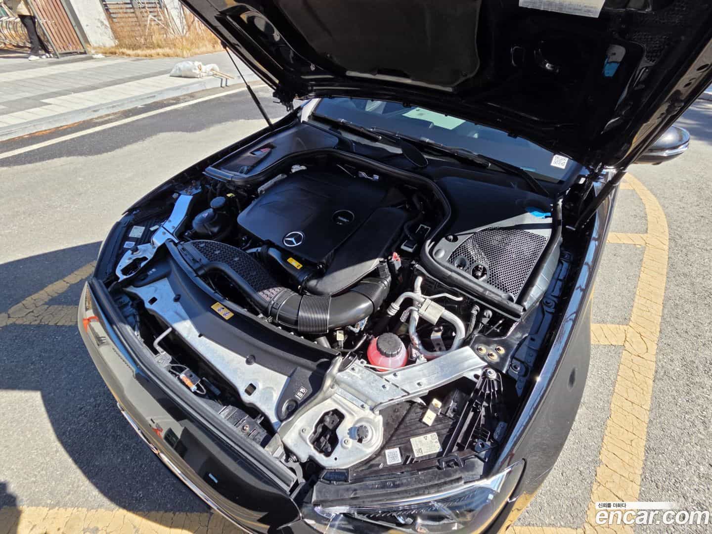 E-Class Mercedes-Benz 2022.4-OPTION-024