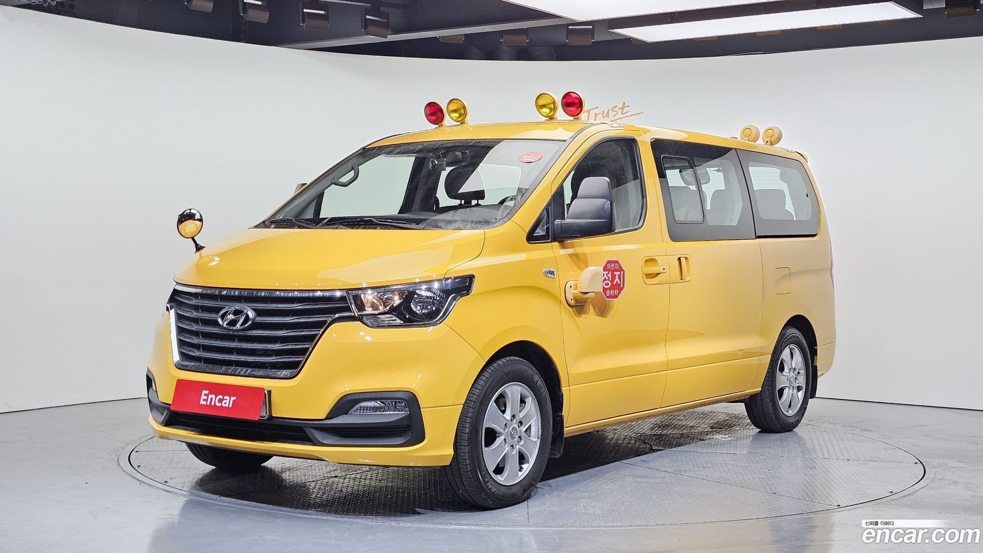Main__Slider__Photo:Starex Hyundai 2019.3-0