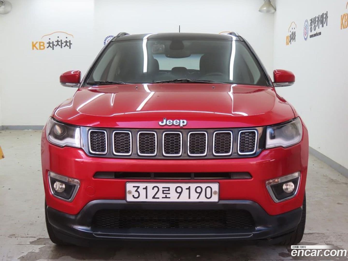 Main__Slider__Photo:Compass Jeep 2019.8-0