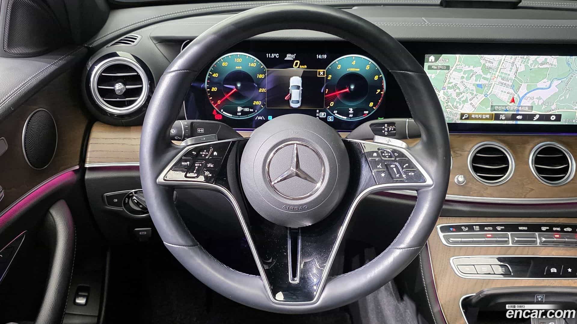 E-Class Mercedes-Benz 2022.0-OPTION-017