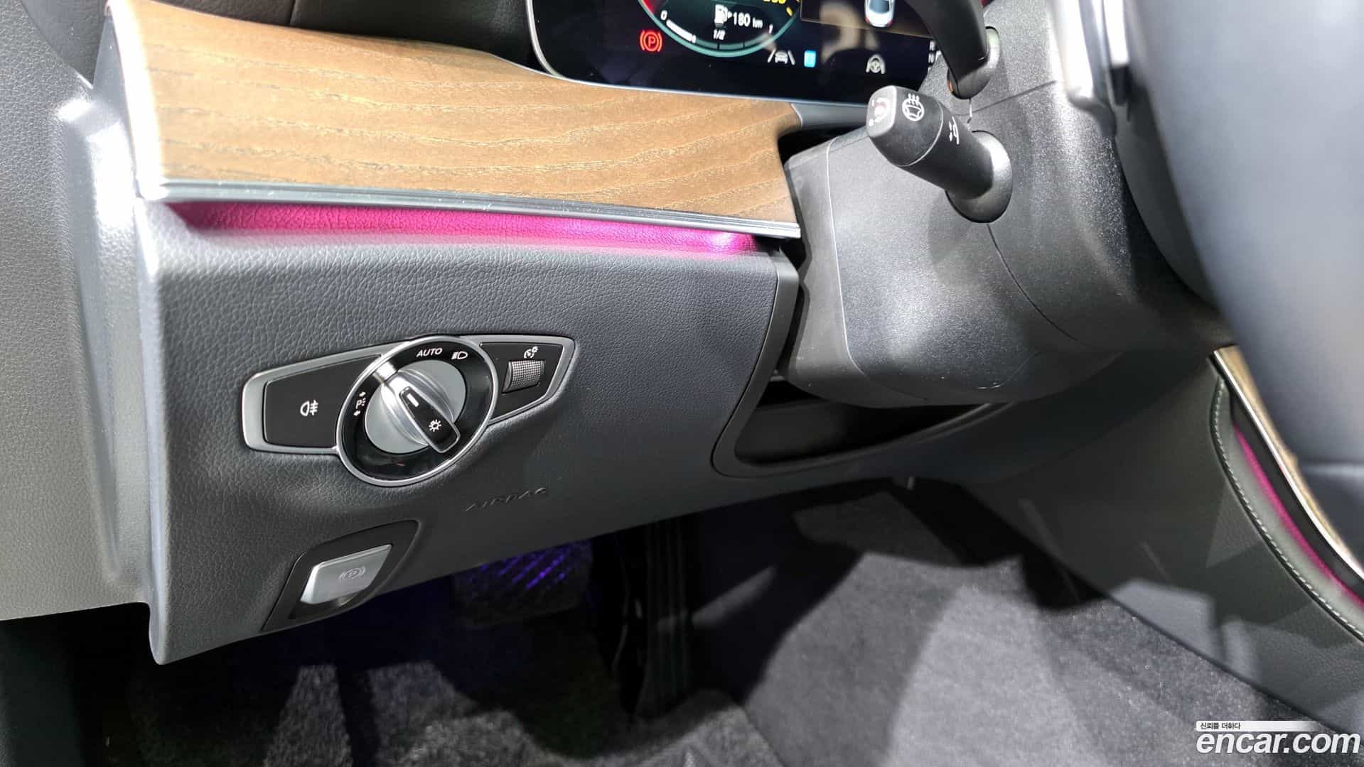 E-Class Mercedes-Benz 2022.0-OPTION-018