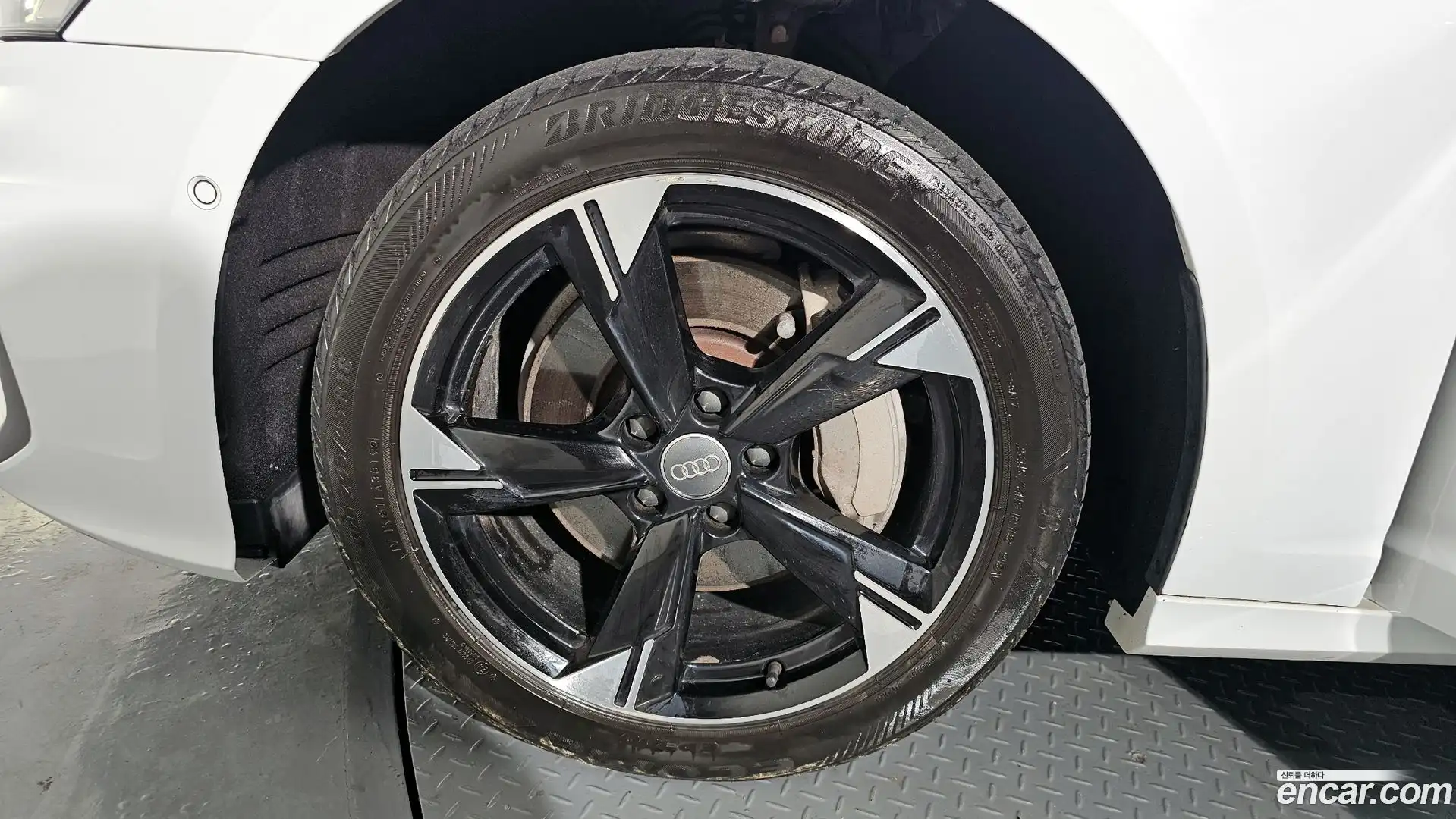 A6 Audi 2019.11-OUTER-005