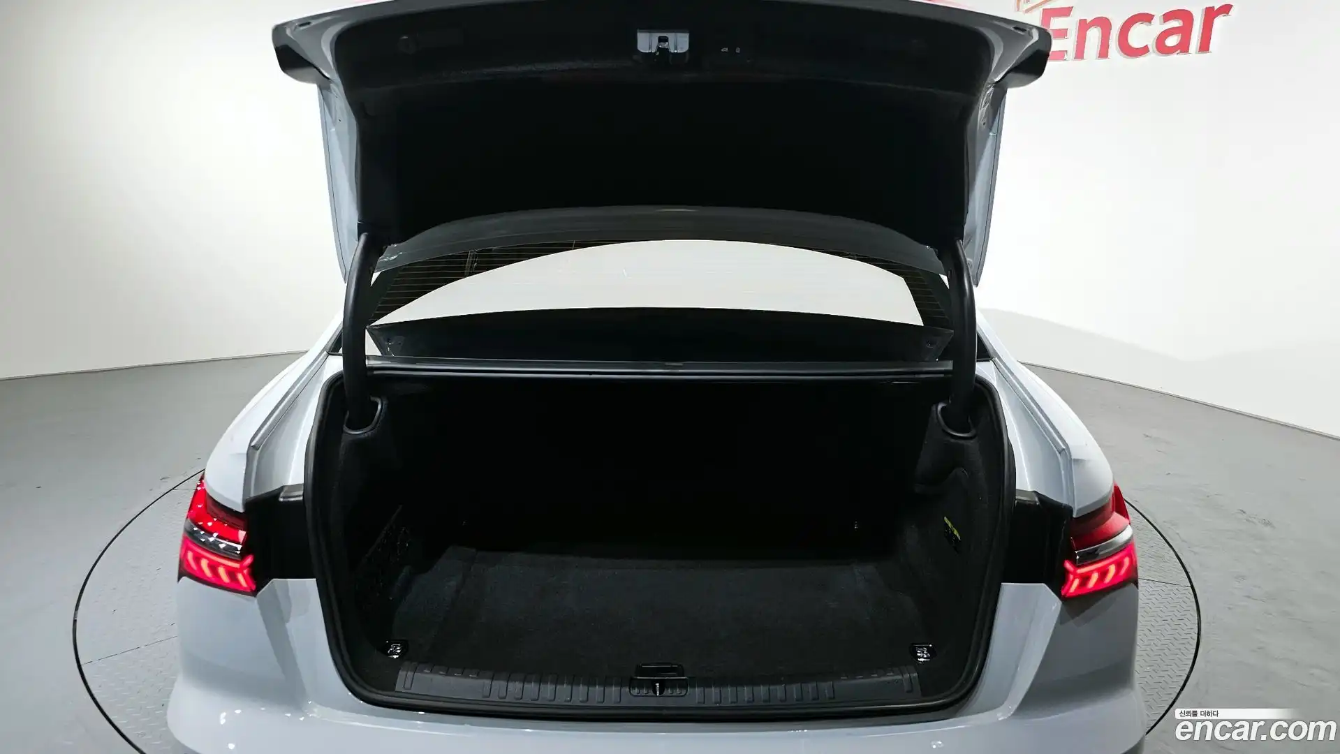 A6 Audi 2019.11-OPTION-024