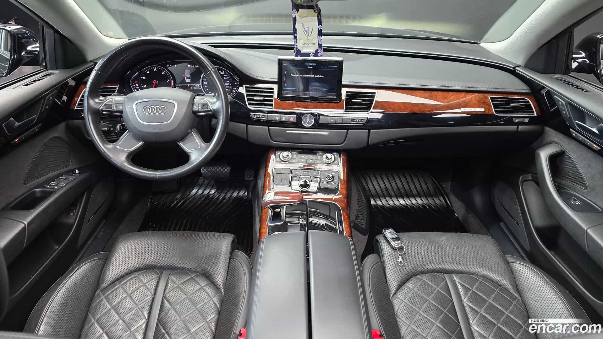 A8 Audi 2011.5-INNER-007