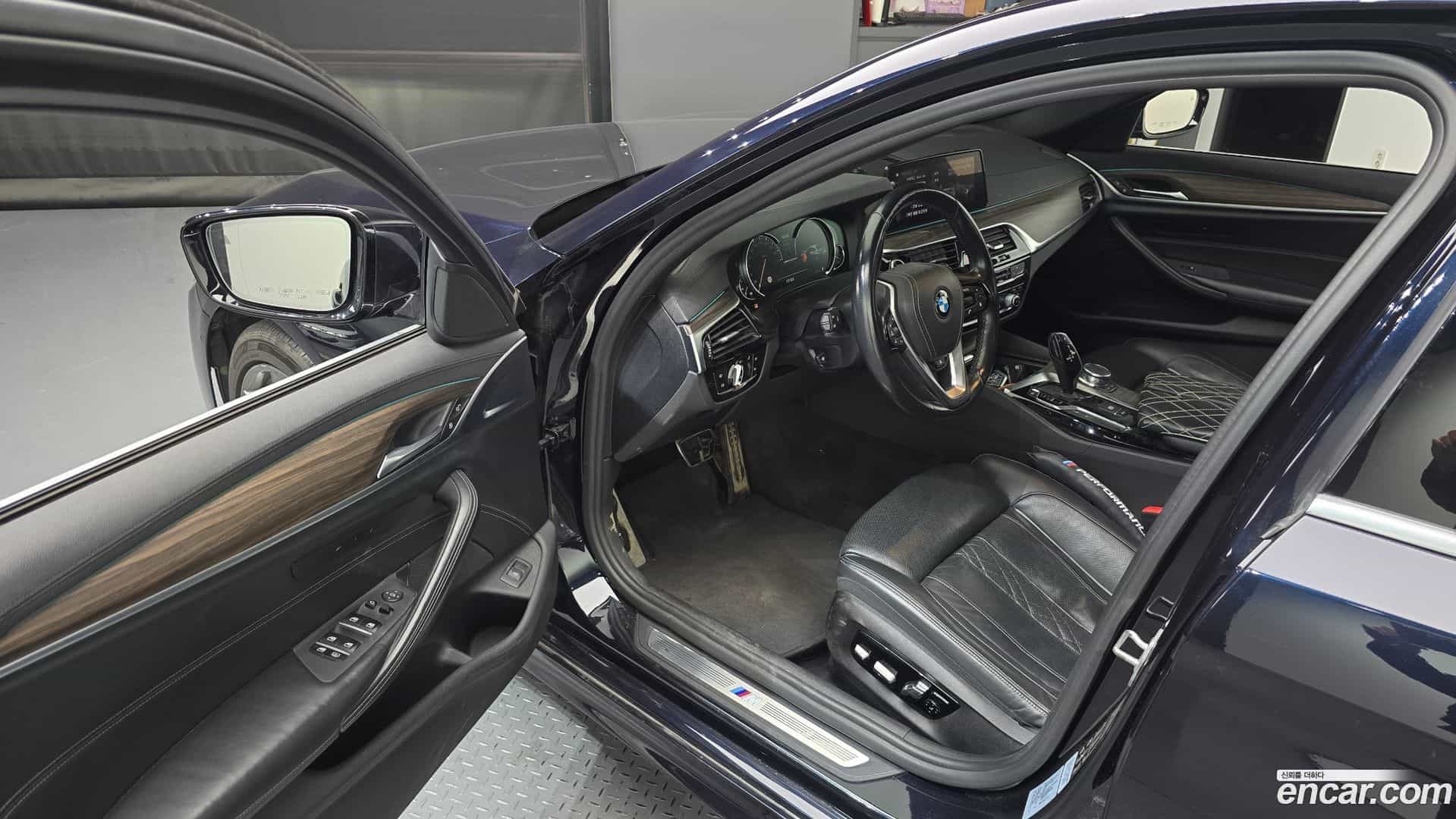 5-Series BMW 2018.2-INNER-010