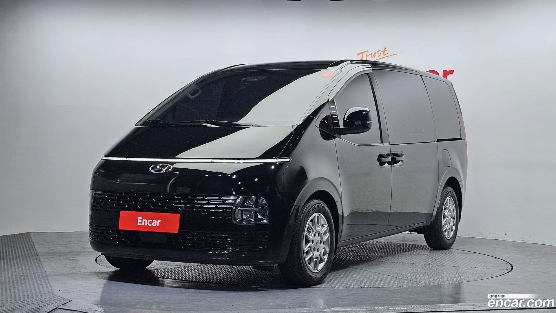 Main__Slider__Photo:Staria Hyundai 2021.5-0