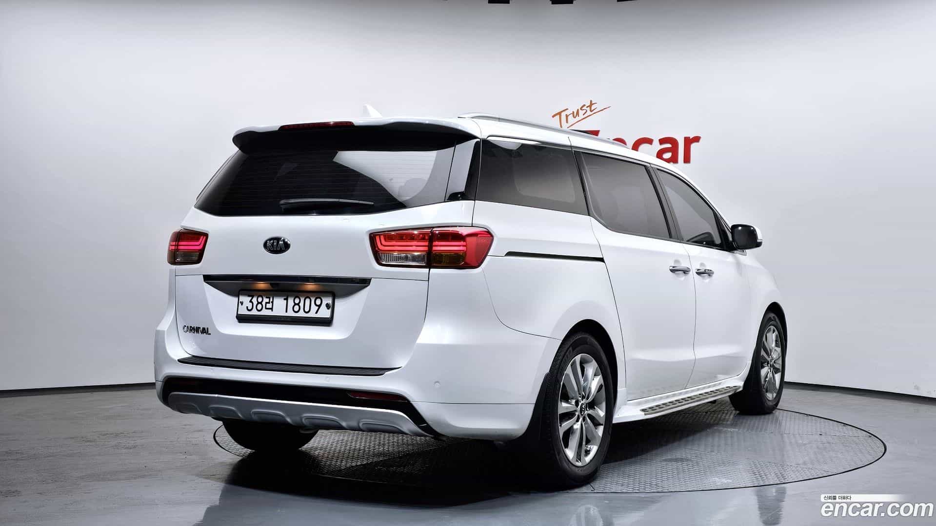 Canival Kia 2014.11-OUTER-002