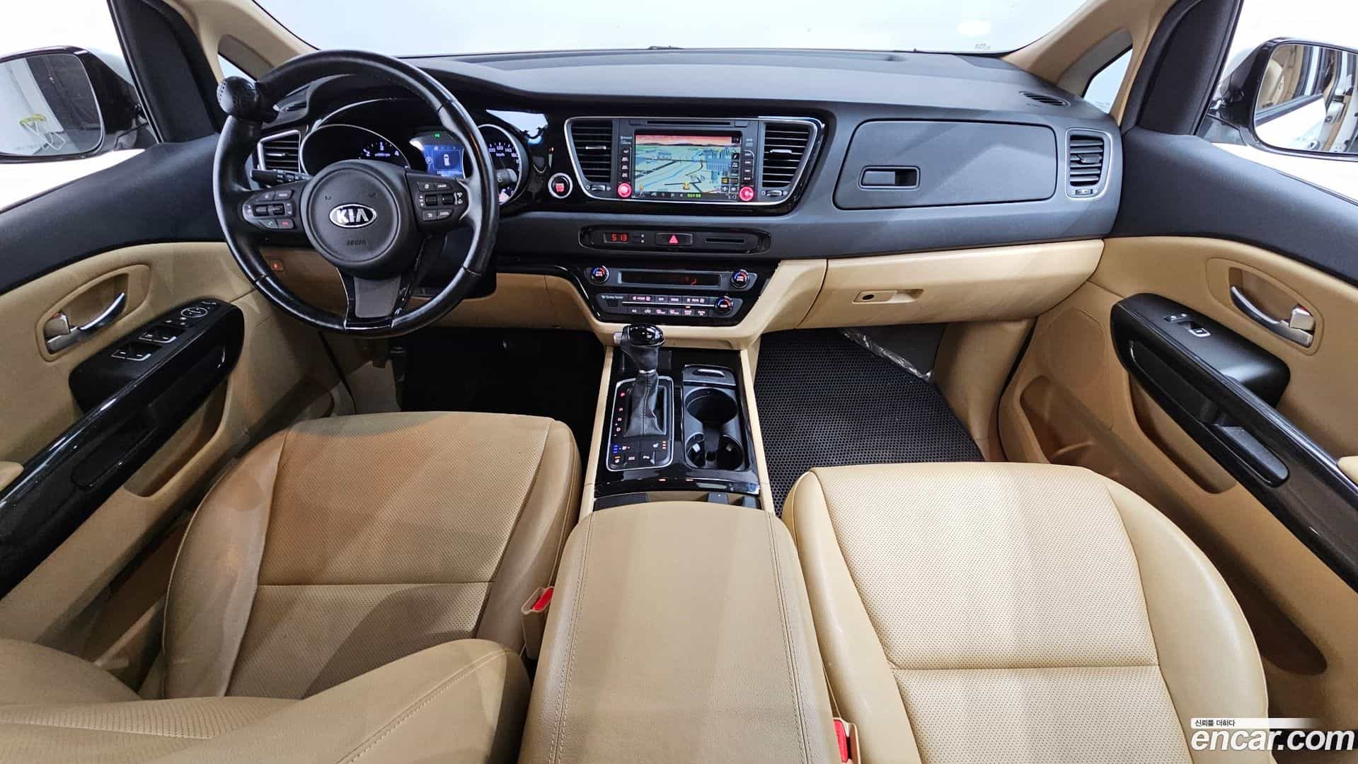 Canival Kia 2014.11-INNER-007