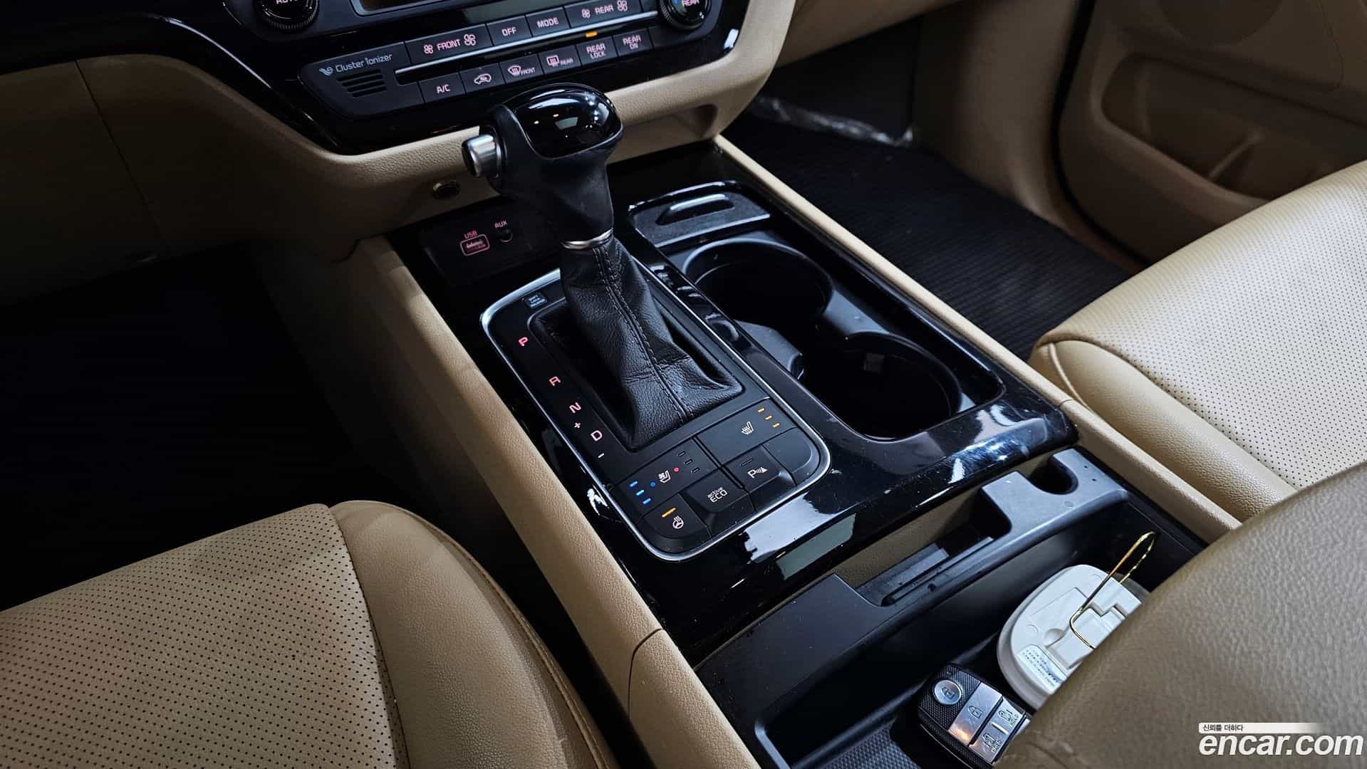 Canival Kia 2014.11-INNER-009