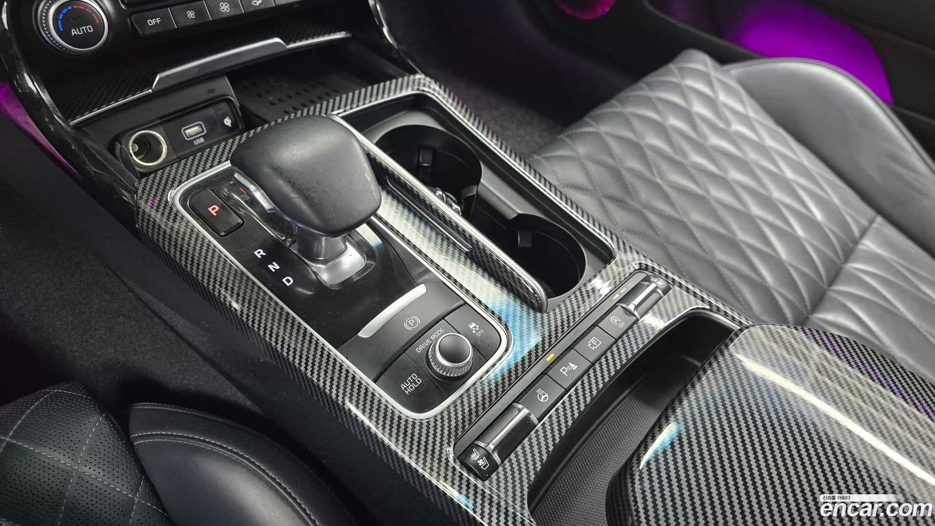 Stinger Kia 2021.10-INNER-009