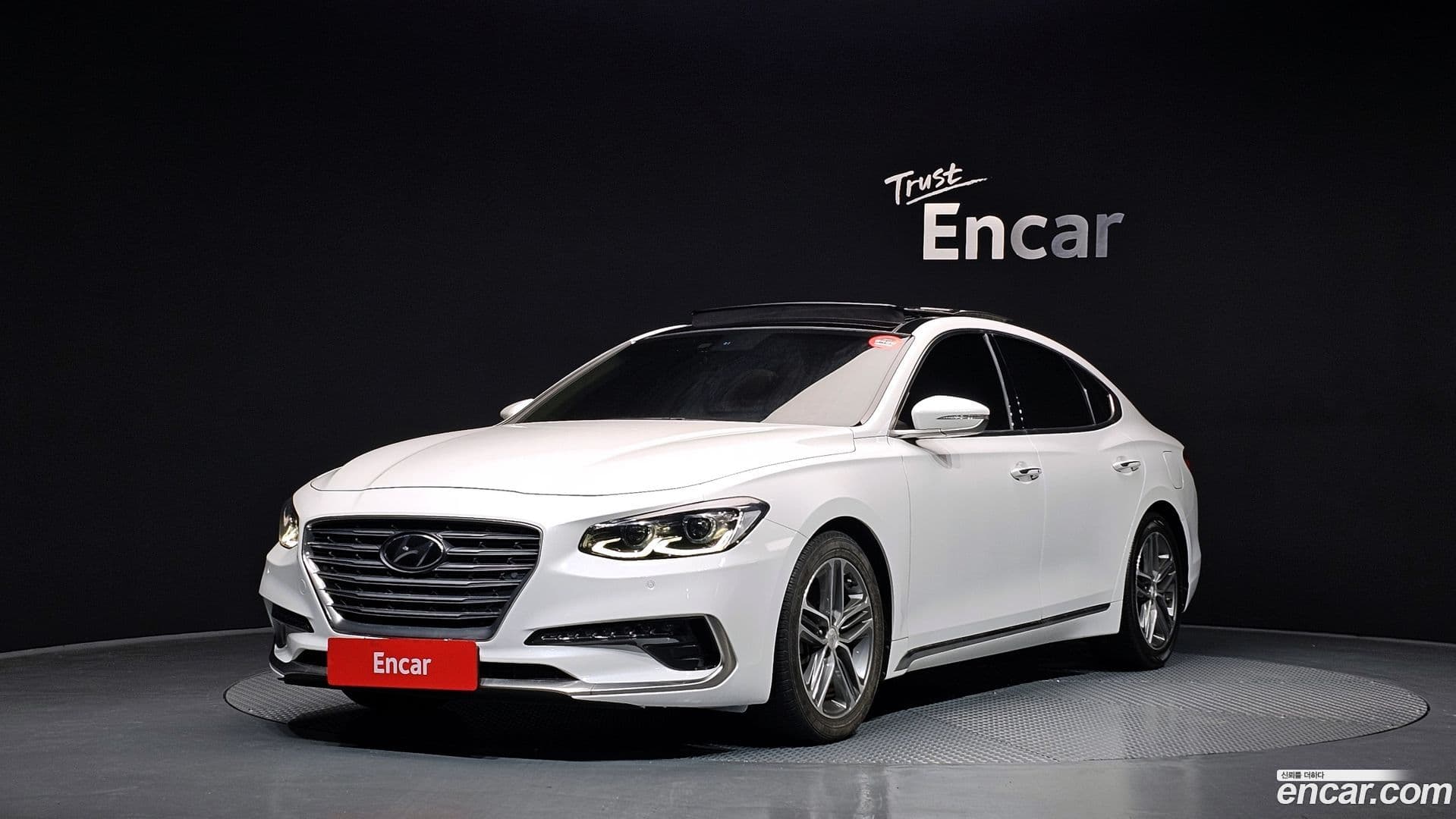 Main__Slider__Photo:Grandeur Hyundai 2018.5-0