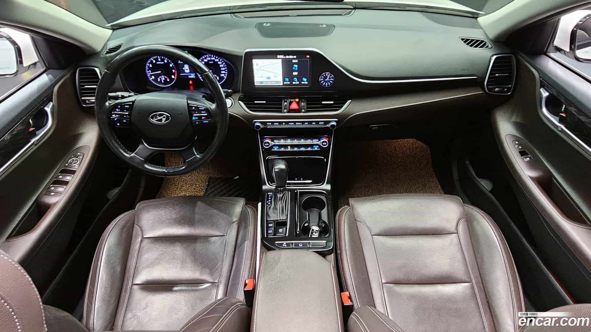 Grandeur Hyundai 2018.5-INNER-007