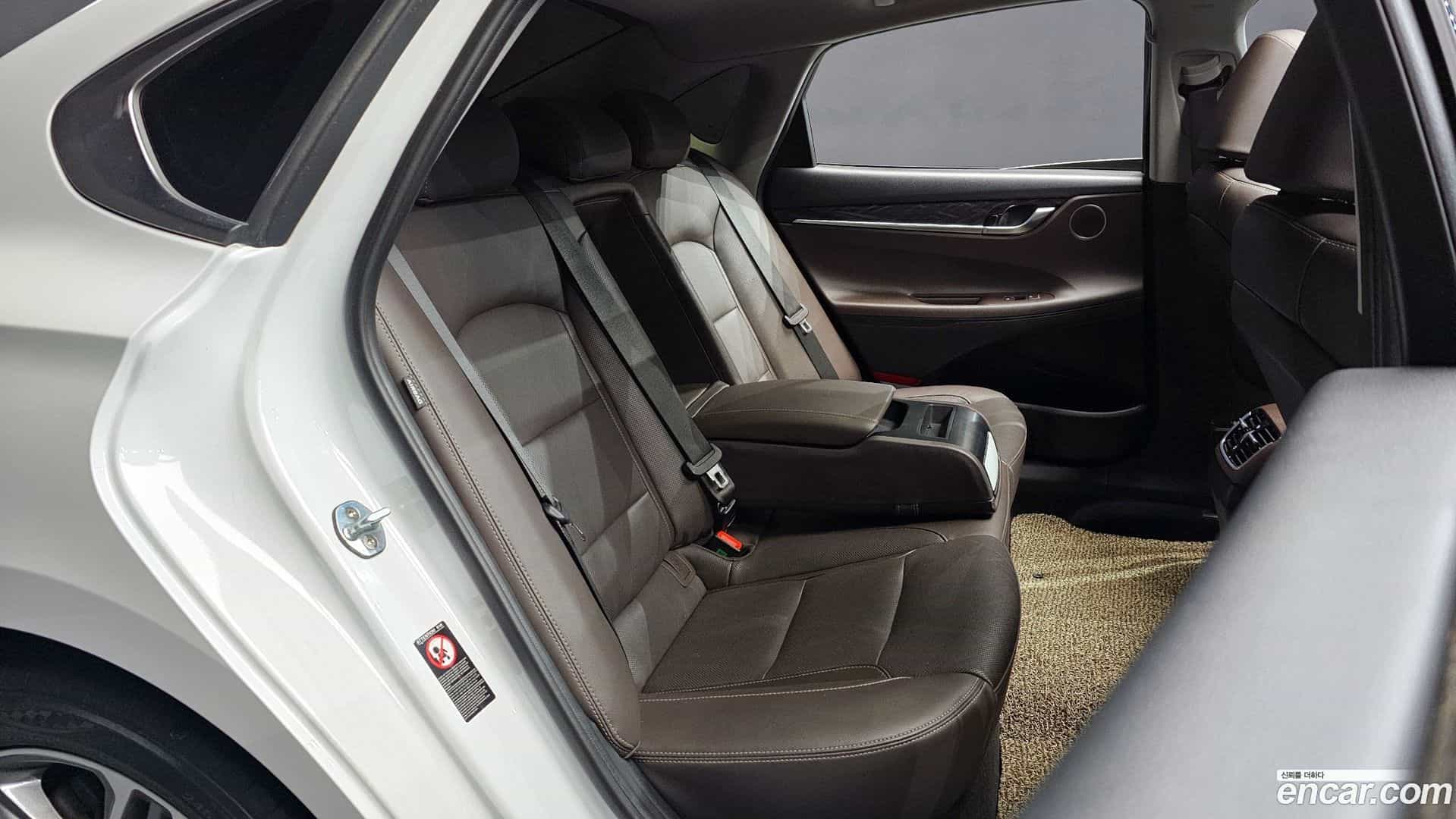 Grandeur Hyundai 2018.5-OPTION-016