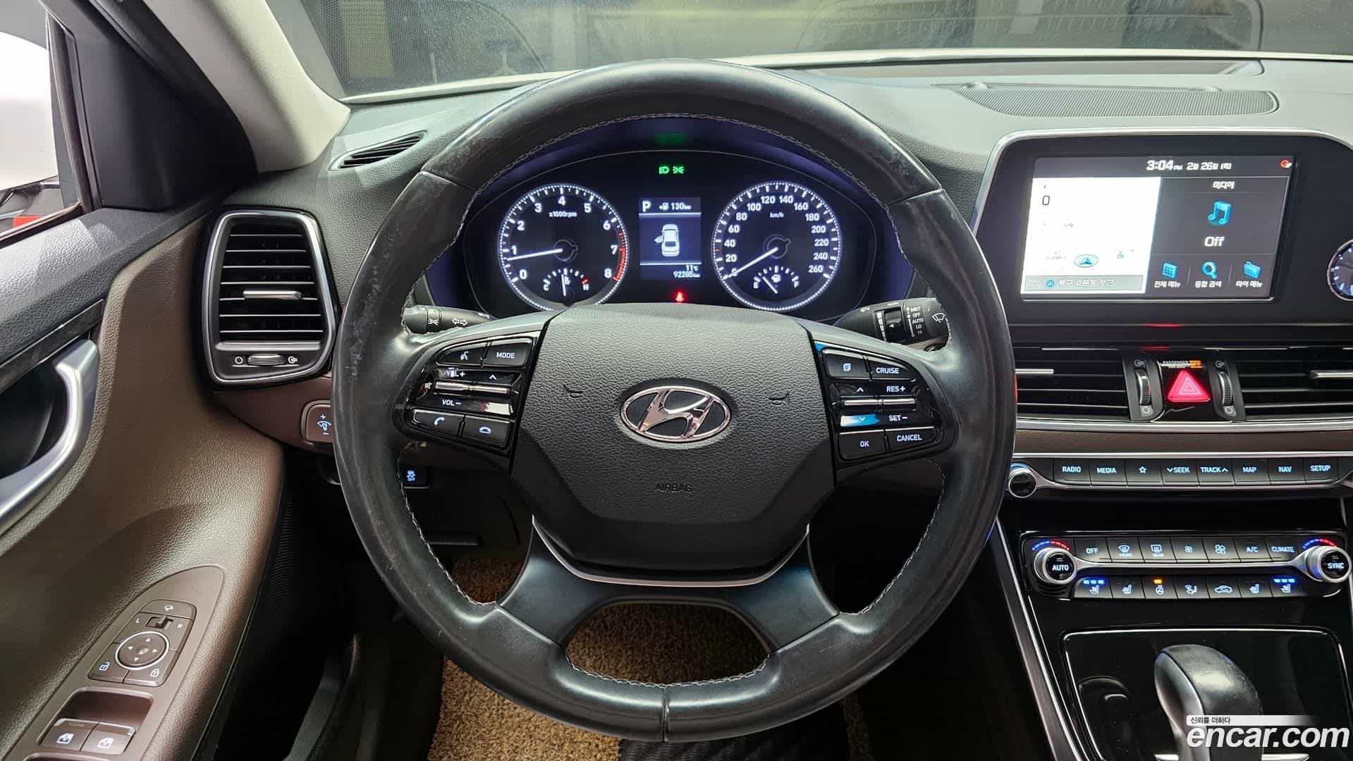 Grandeur Hyundai 2018.5-OPTION-017