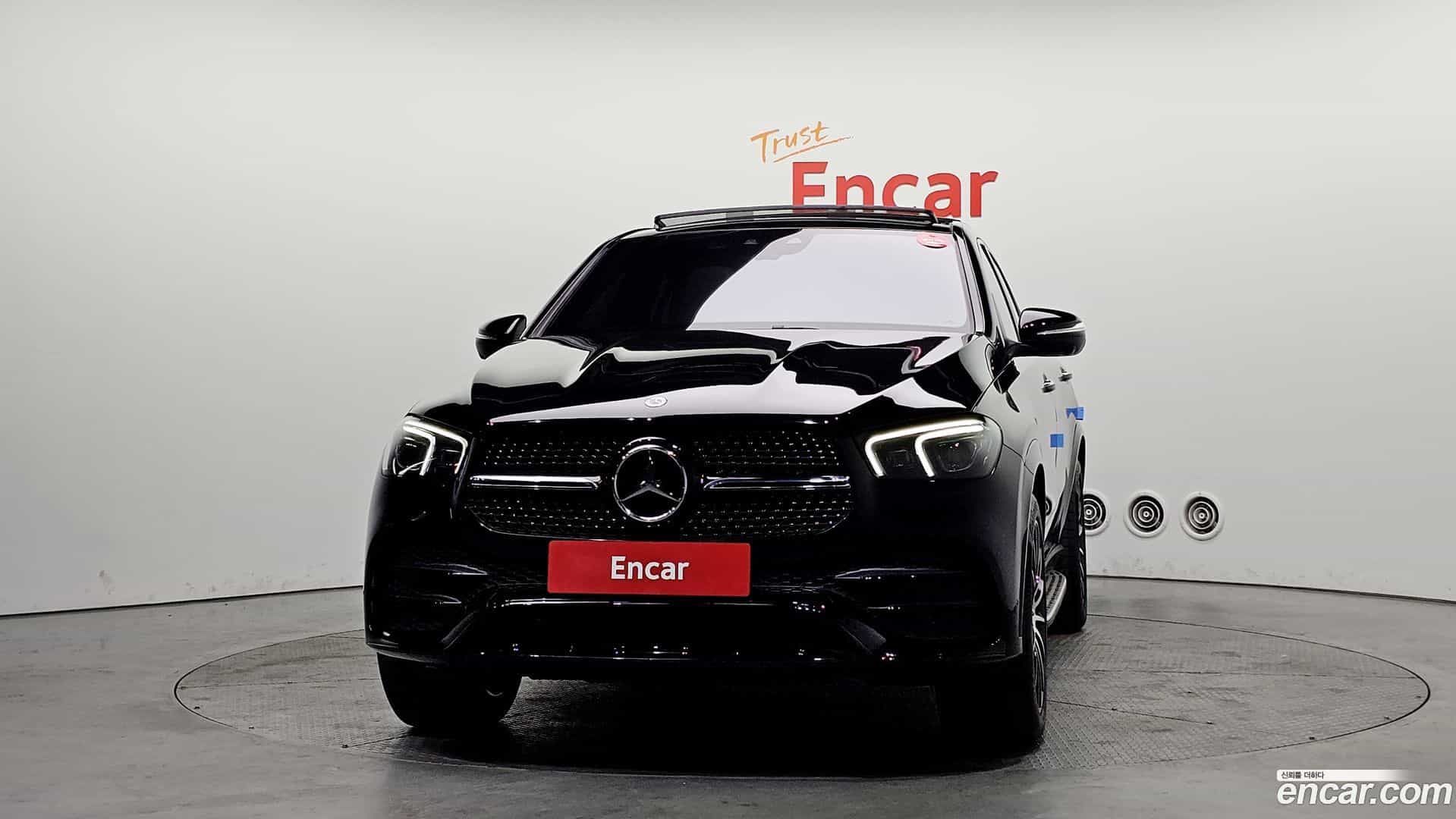 GLE-Class Mercedes-Benz 2022.11-OUTER-003