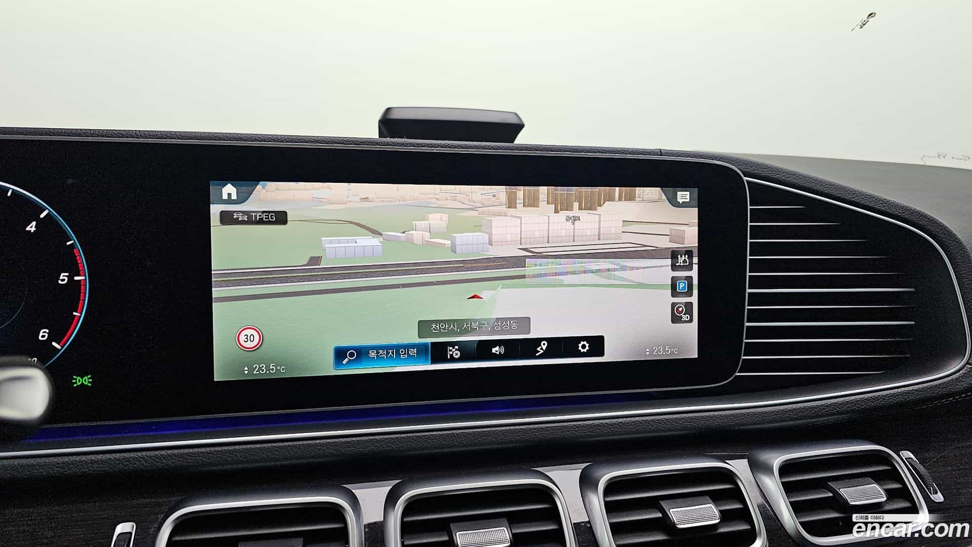 GLE-Class Mercedes-Benz 2022.11-OPTION-019