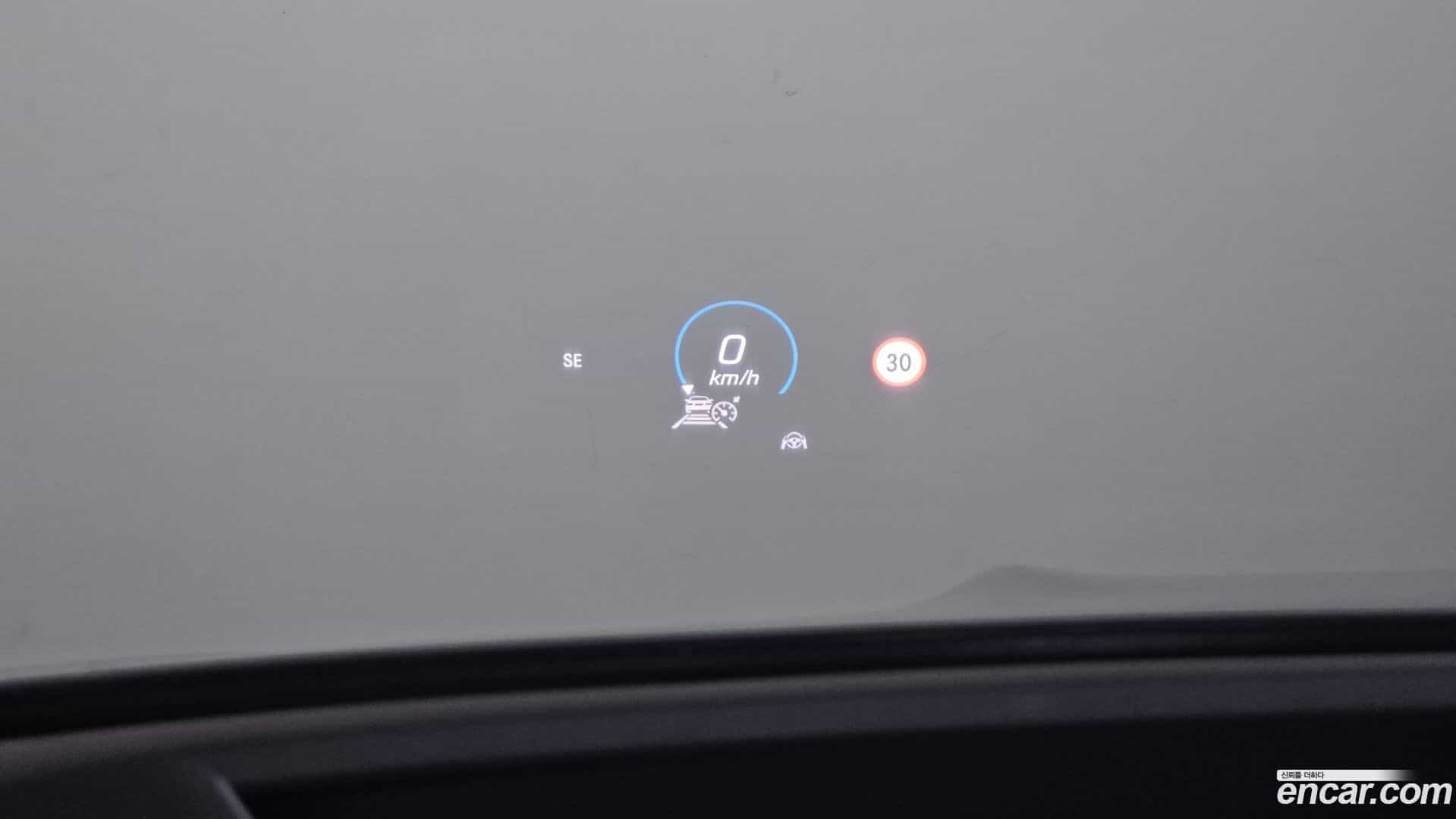 GLE-Class Mercedes-Benz 2022.11-OPTION-022