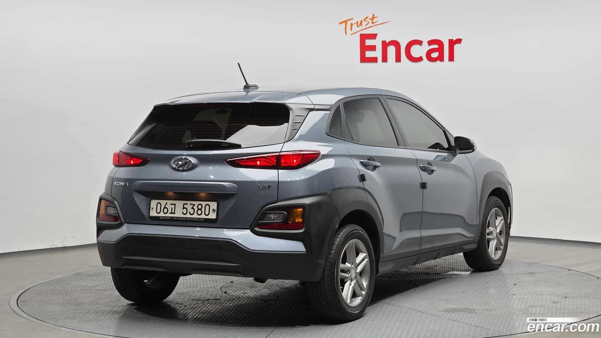 Kona Hyundai 2018.2-OUTER-002
