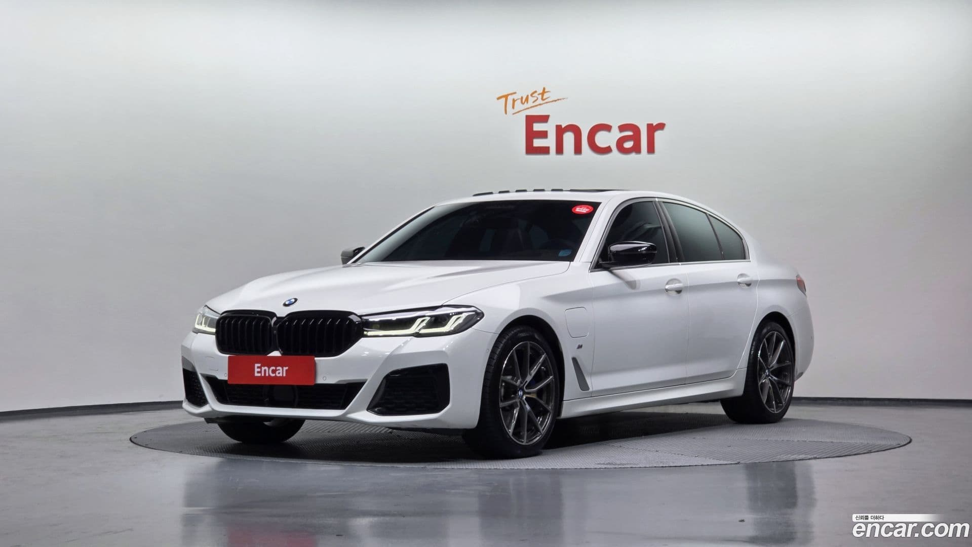 Main__Slider__Photo:5-Series BMW 2021.5-0