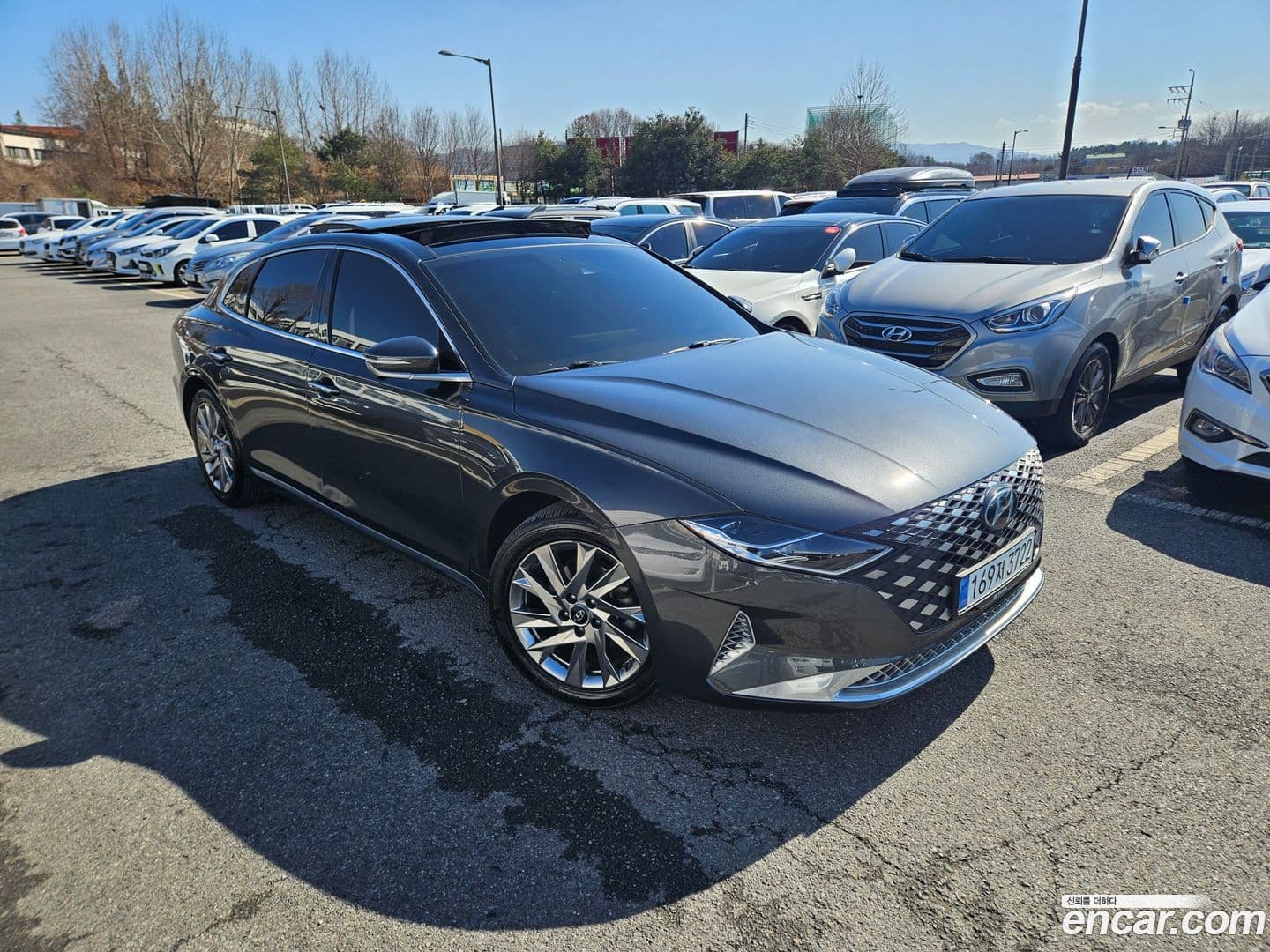 Main__Slider__Photo:Grandeur Hyundai 2020.11-0