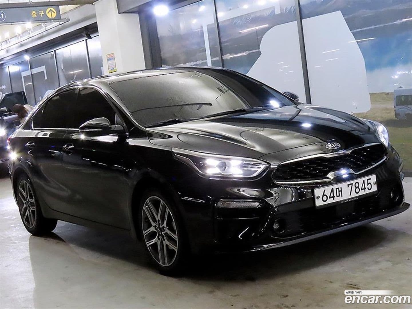 Main__Slider__Photo:K3 Kia 2018.10-0