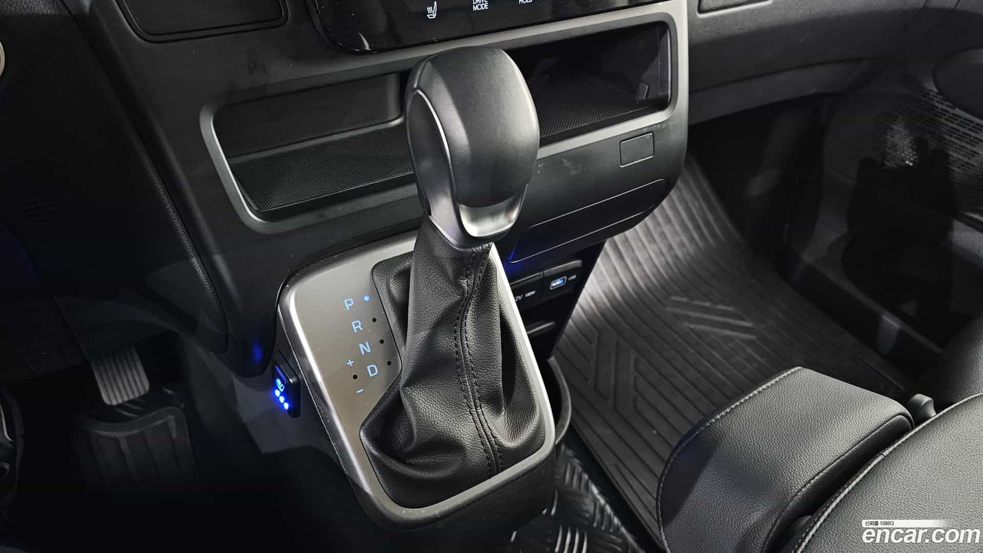 Staria Hyundai 2024.2-INNER-009