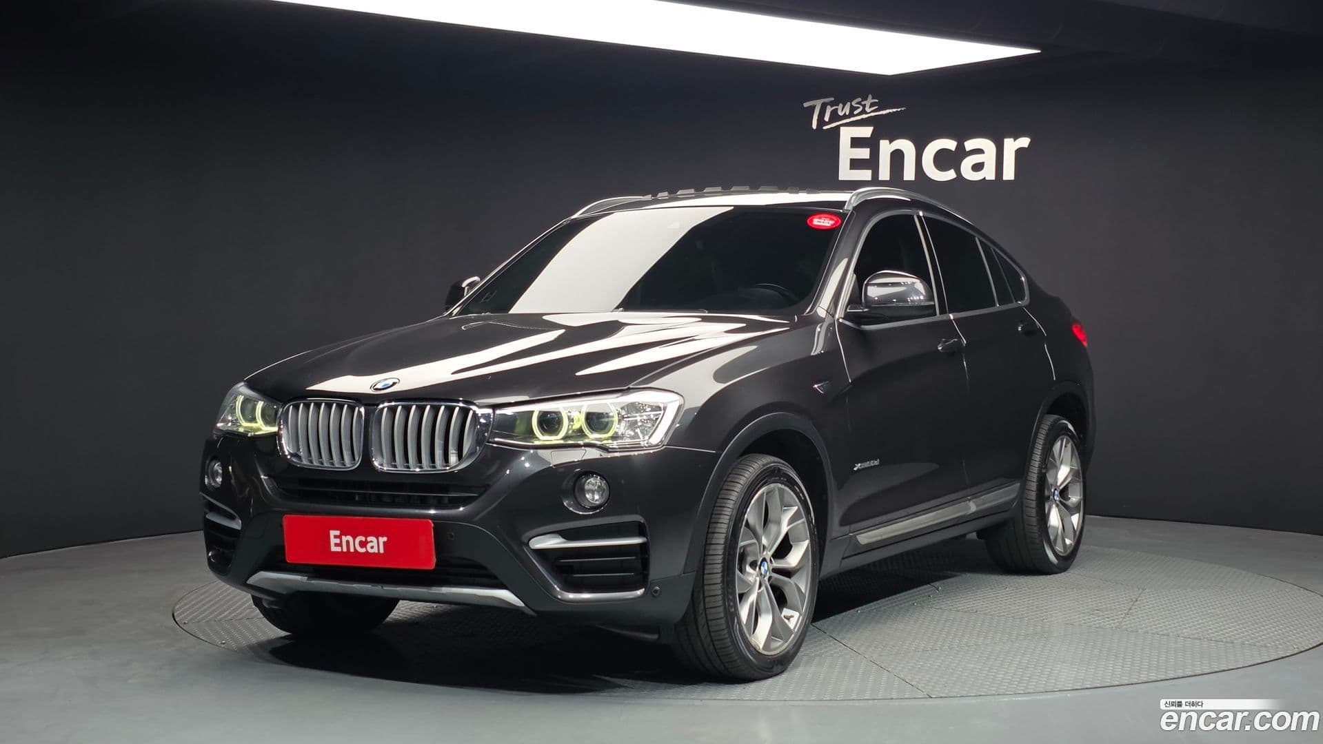 Main__Slider__Photo:X4 BMW 2017.4-0