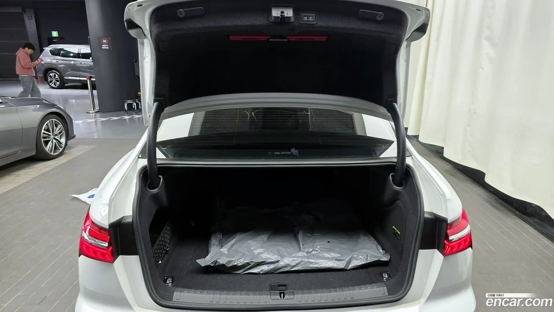 A6 Audi 2021.6-OPTION-024