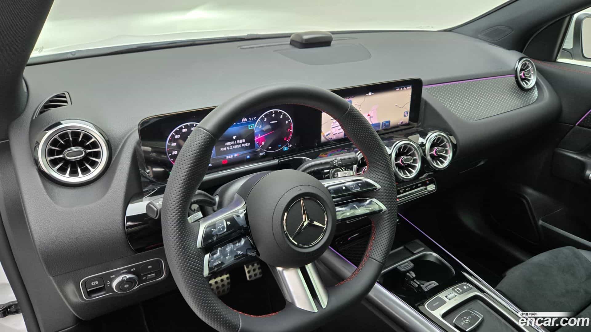 GLA-Class Mercedes-Benz 2025.7-OPTION-017