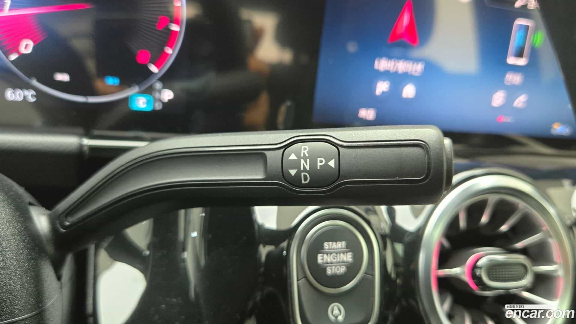 GLA-Class Mercedes-Benz 2025.7-OPTION-023